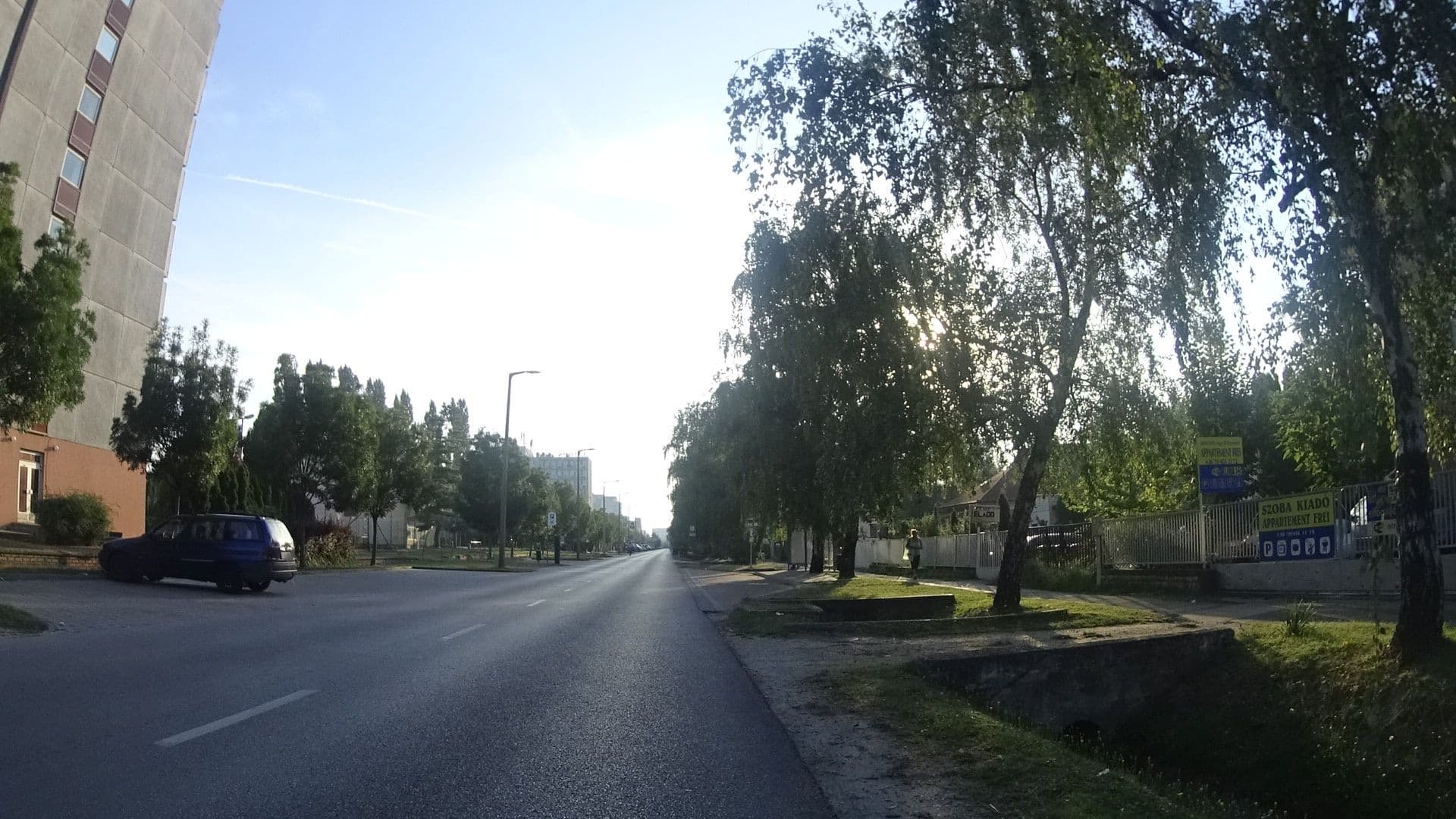 Street view near Aranypart Apartmanház, Siófok — © ramap (CC BY-SA · Mapillary)
