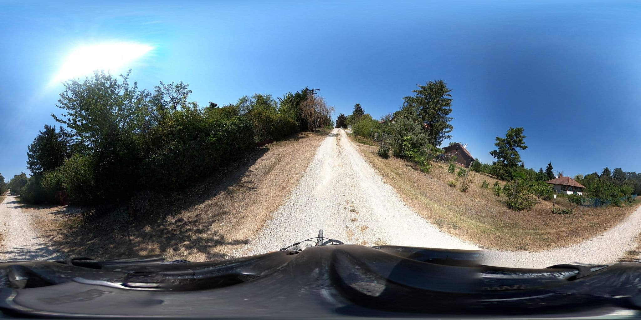 Street view near Homoki Spa Üdülőház Balatonakarattya, Balatonkenese — © grozsa11 (CC BY-SA · Mapillary)