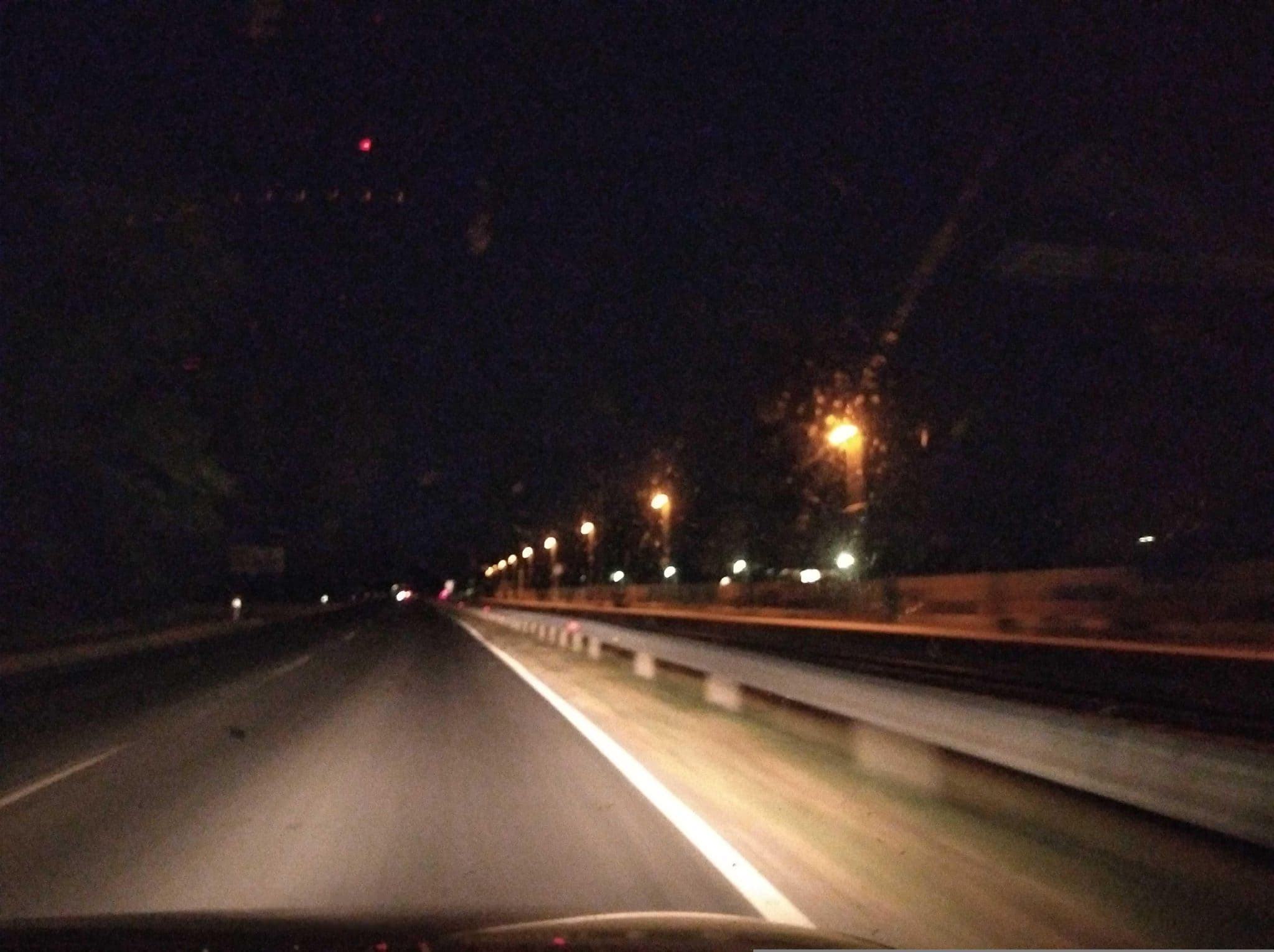 Street view near Pihenő Apartmanház, Siófok — © grozsa11 (CC BY-SA · Mapillary)