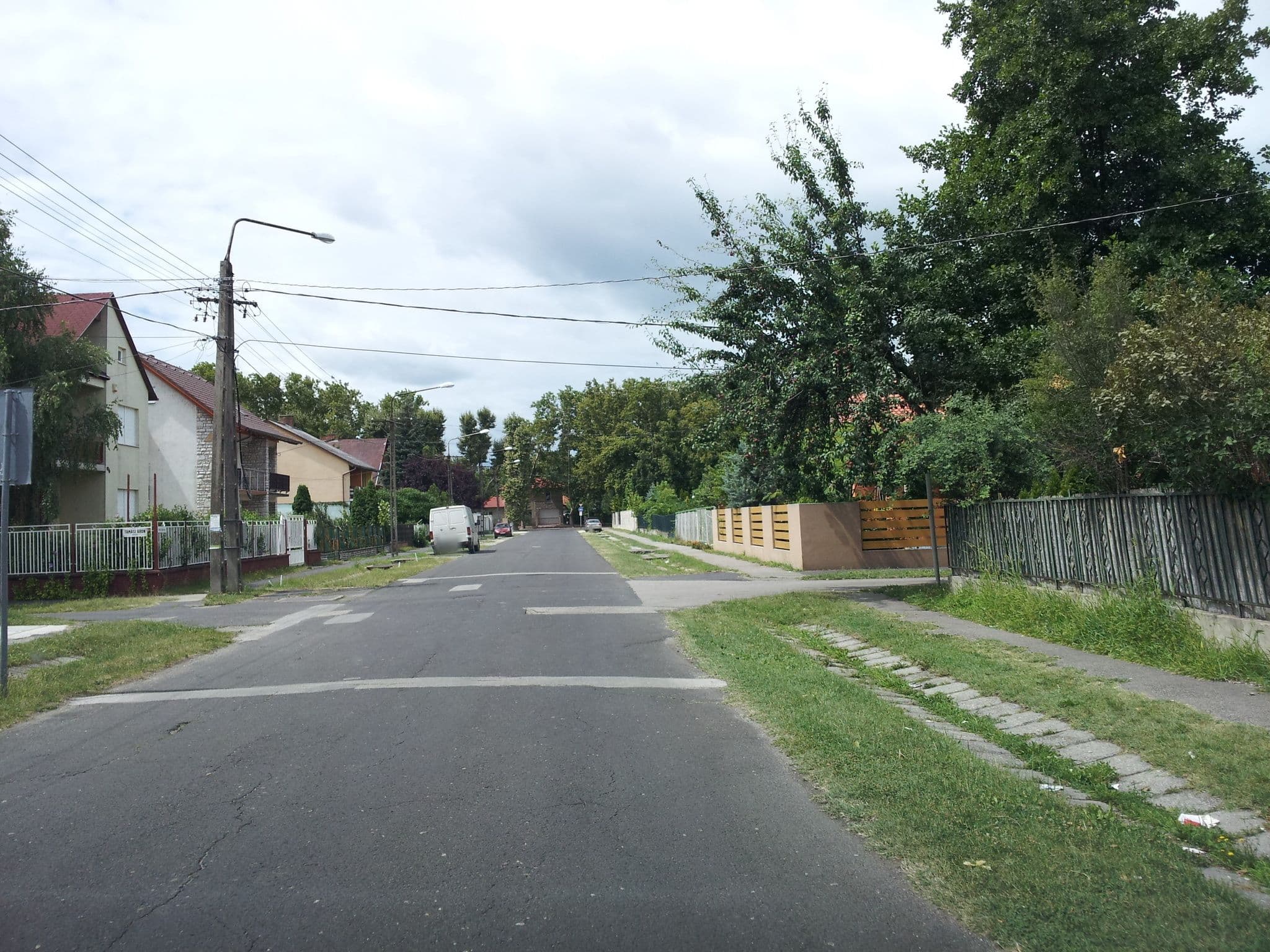 Street view near Lara Apartments, Siófok — © kolesajr (CC BY-SA · Mapillary)
