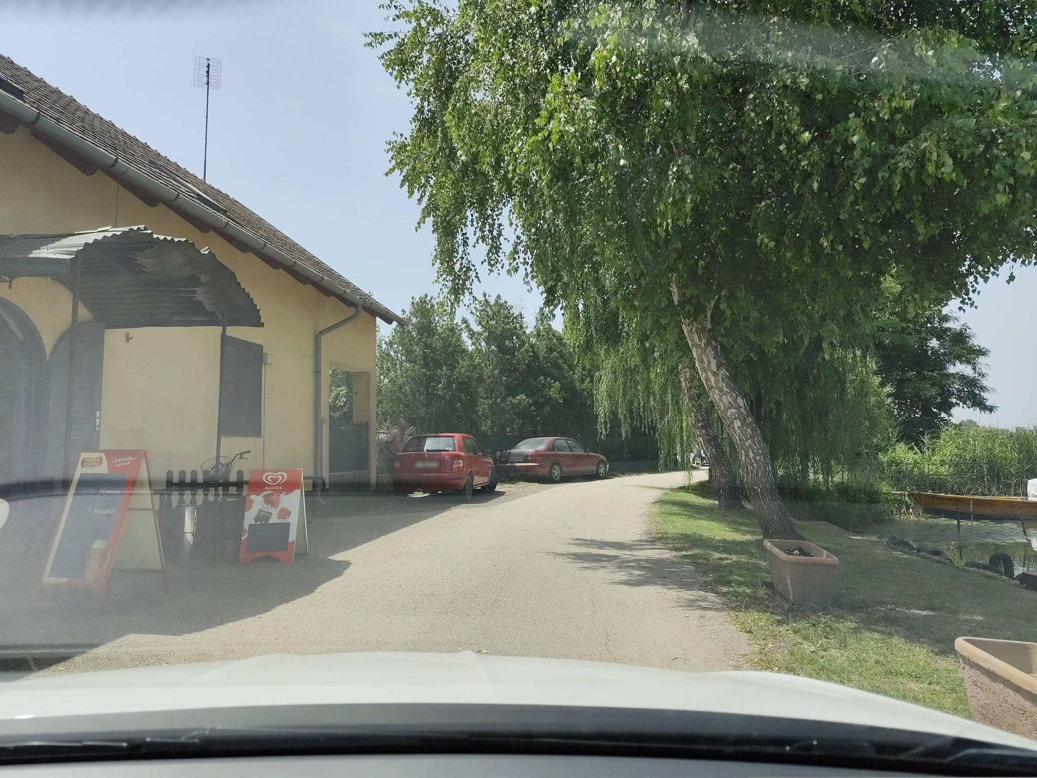 Street view near Donsodi Fahazsor Udulo, Dömsöd — © mkpest2 (CC BY-SA · Mapillary)