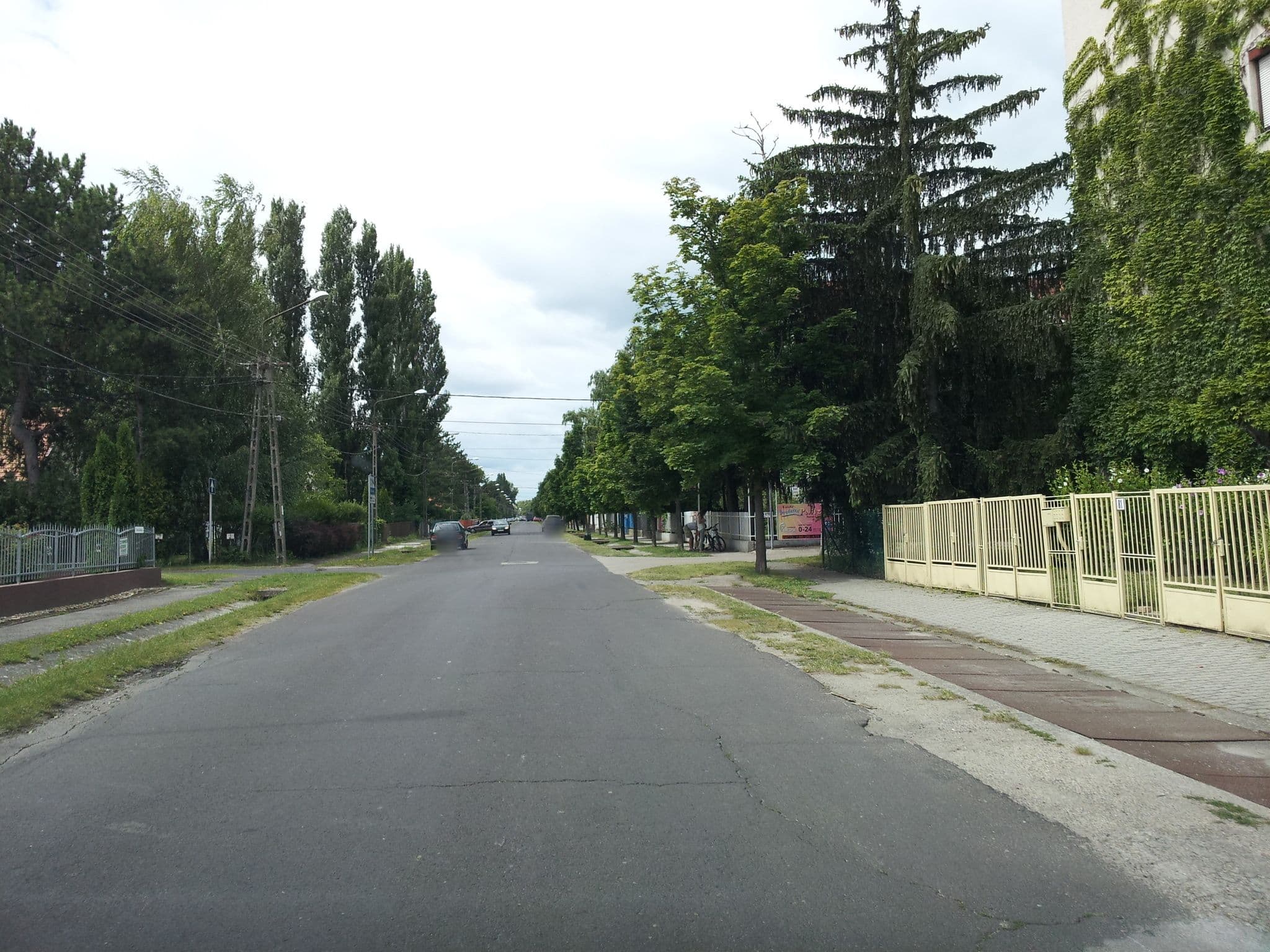 Street view near Fehér Gyöngy Apartman Siófok, Siófok — © kolesajr (CC BY-SA · Mapillary)