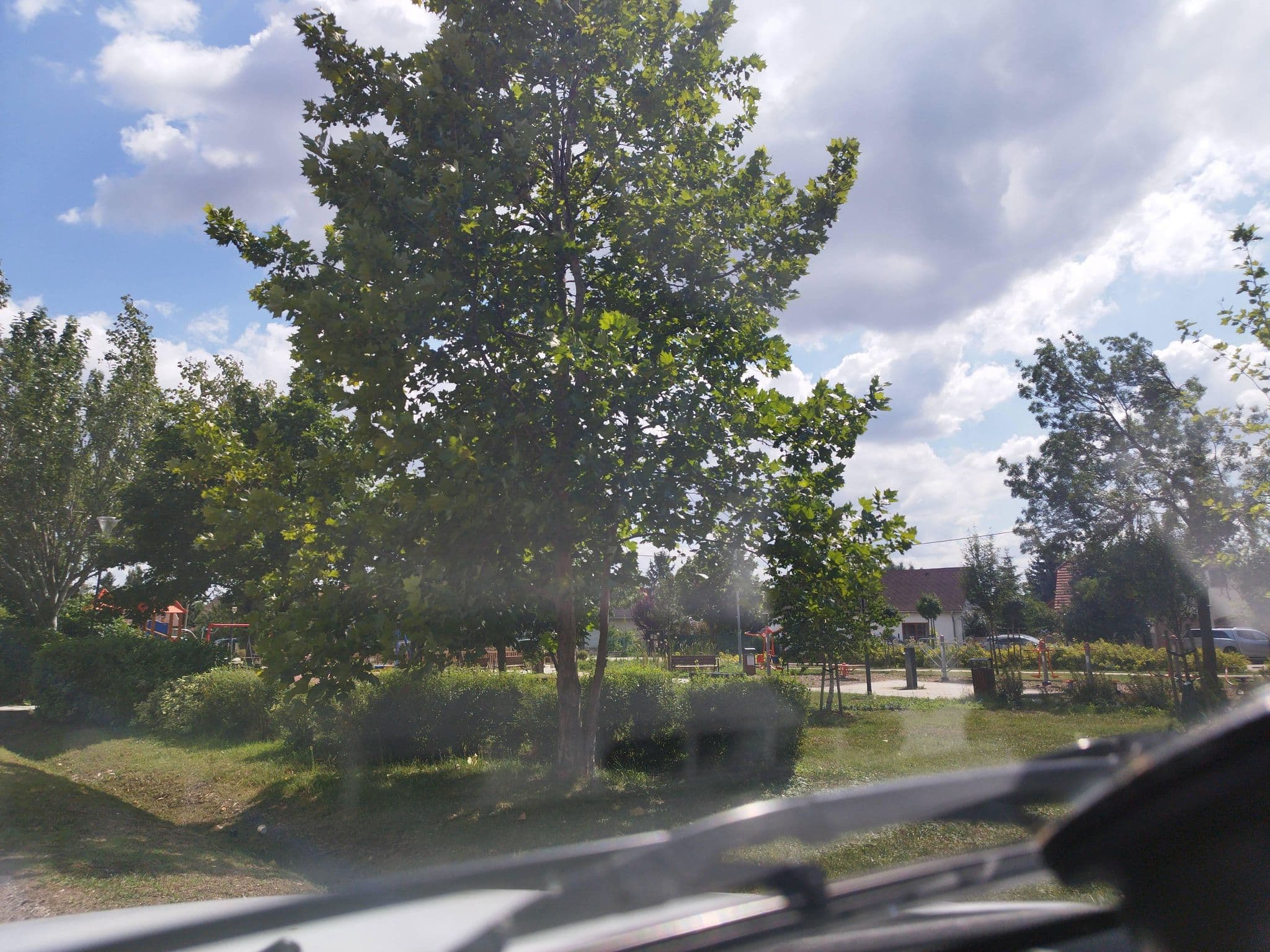 Street view near Sport Hotel Velence **** (fiktív), Velence — © grozsa11 (CC BY-SA · Mapillary)