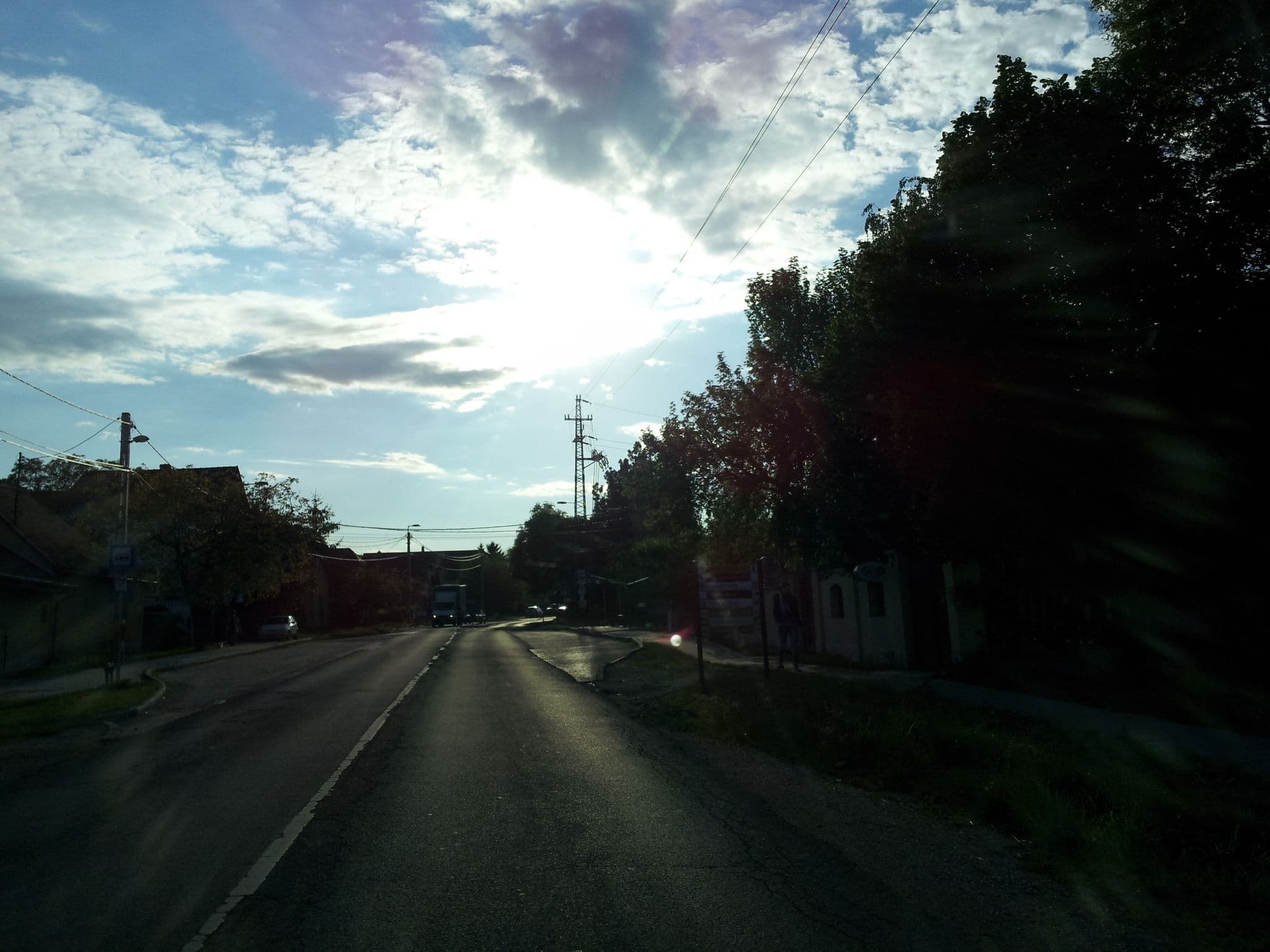 Street view near Aranykorona Vendéglő & Hotel, Solymár — © kolesajr (CC BY-SA · Mapillary)