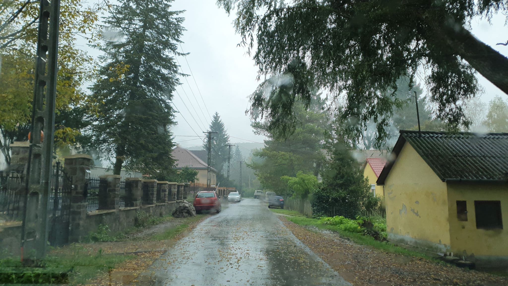 Street view near Hotel Villa Völgy, Zebegény — © kami911 (CC BY-SA · Mapillary)