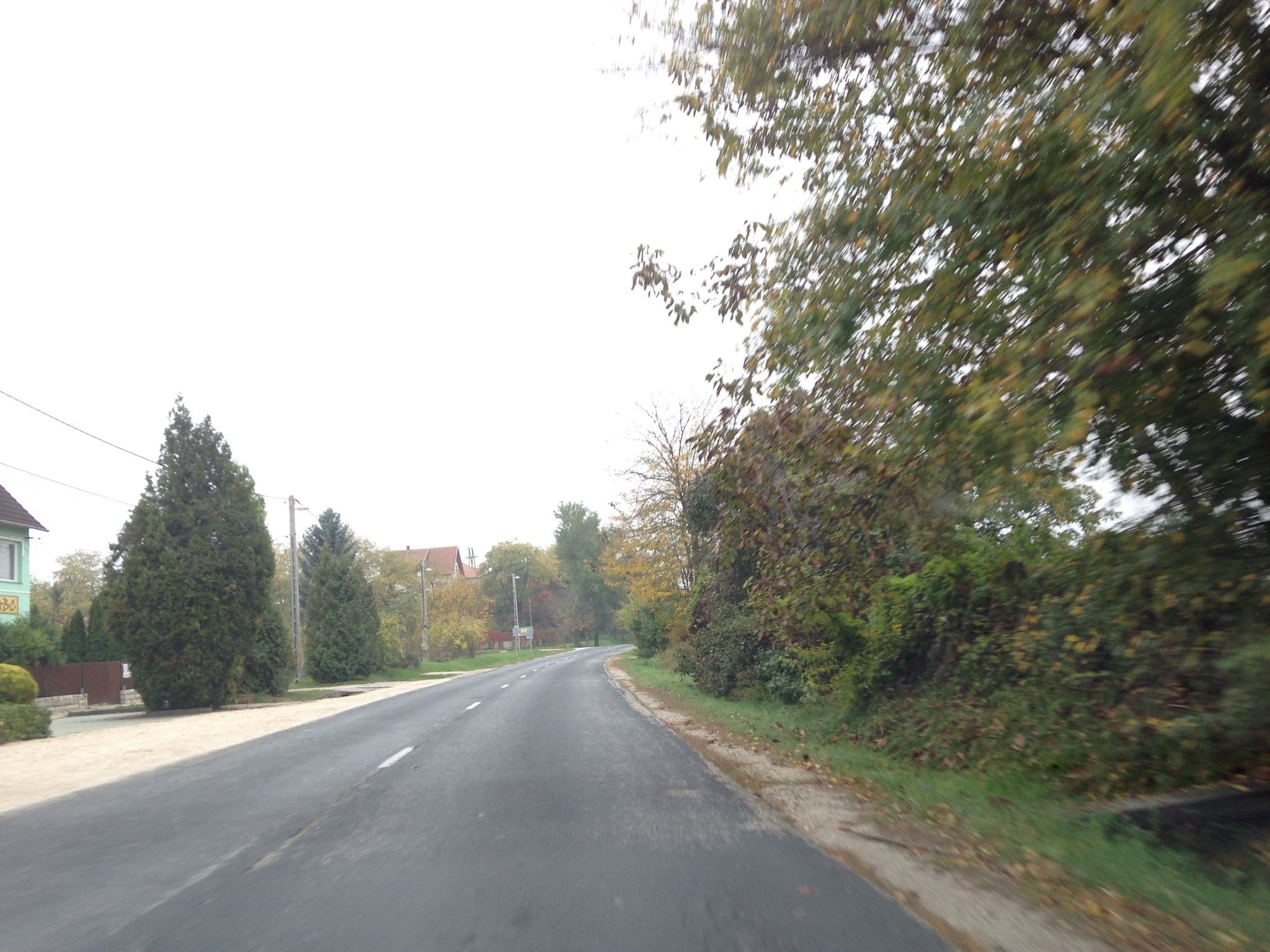 Street view near Dr. Németh Béláné, Dunaalmás — © istefanos (CC BY-SA · Mapillary)