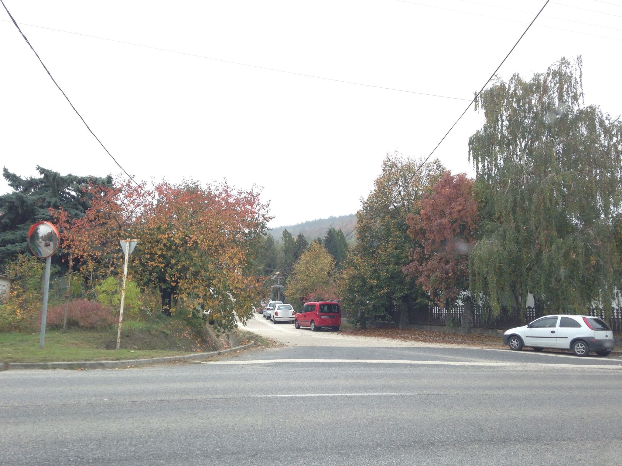 Street view near Rétespajta és Apartmanház, Neszmély — © istefanos (CC BY-SA · Mapillary)