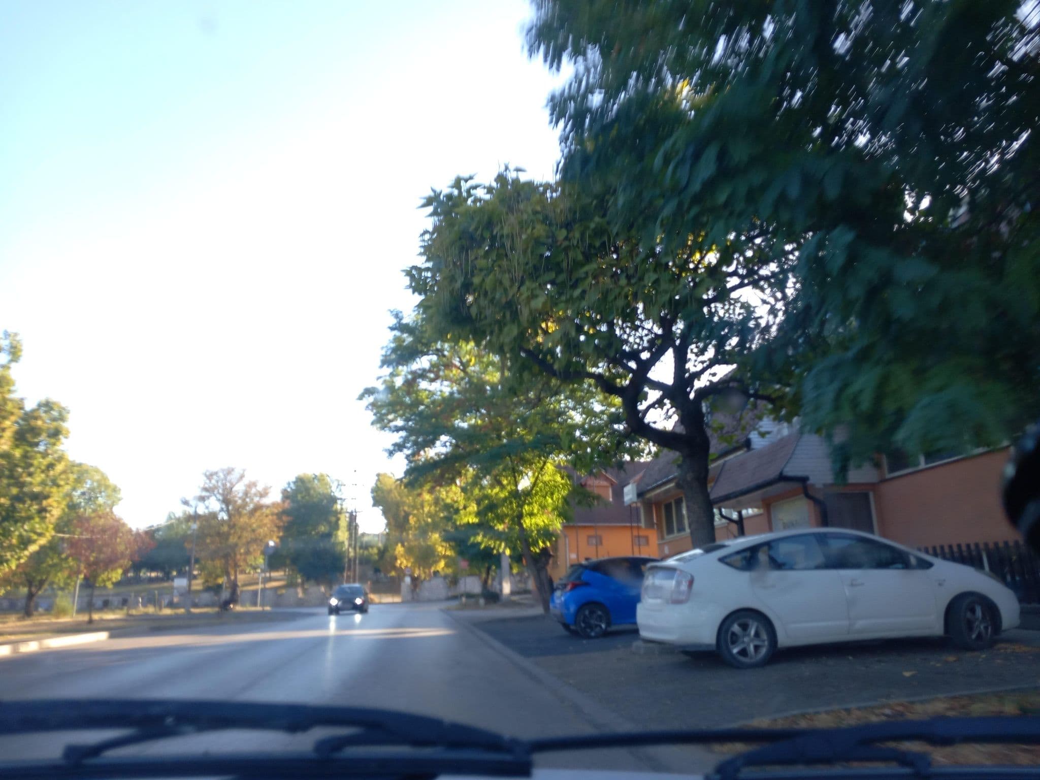 Street view near Hotel Dunagáz, Dorog — © grozsa11 (CC BY-SA · Mapillary)