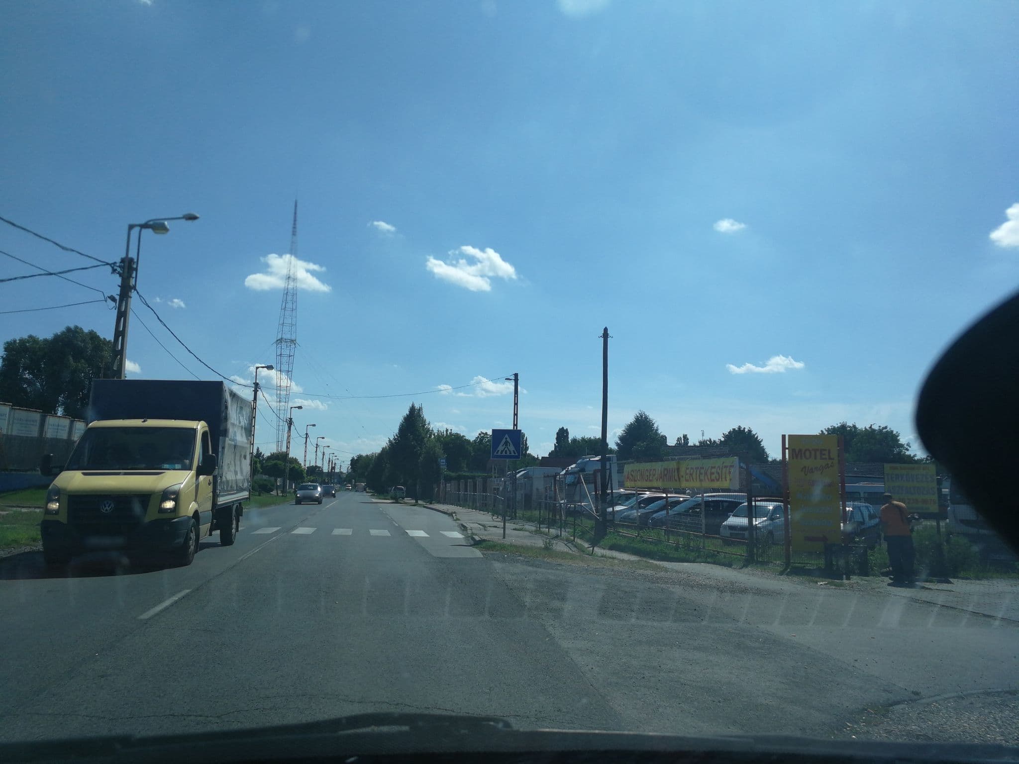 Street view near Motel Vargas, Lakihegy — © szdini (CC BY-SA · Mapillary)