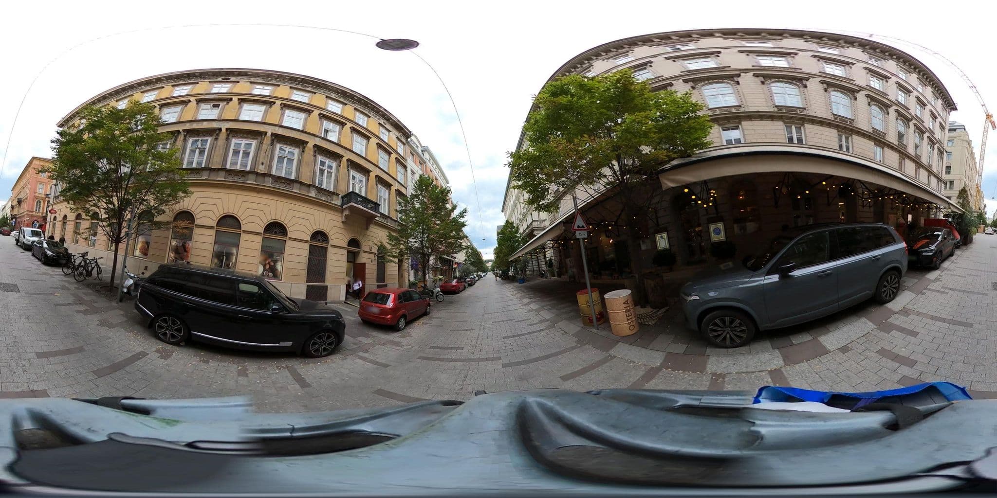 Street view near Nozzi 4 Appartment, Lipótváros — © grozsa11 (CC BY-SA · Mapillary)