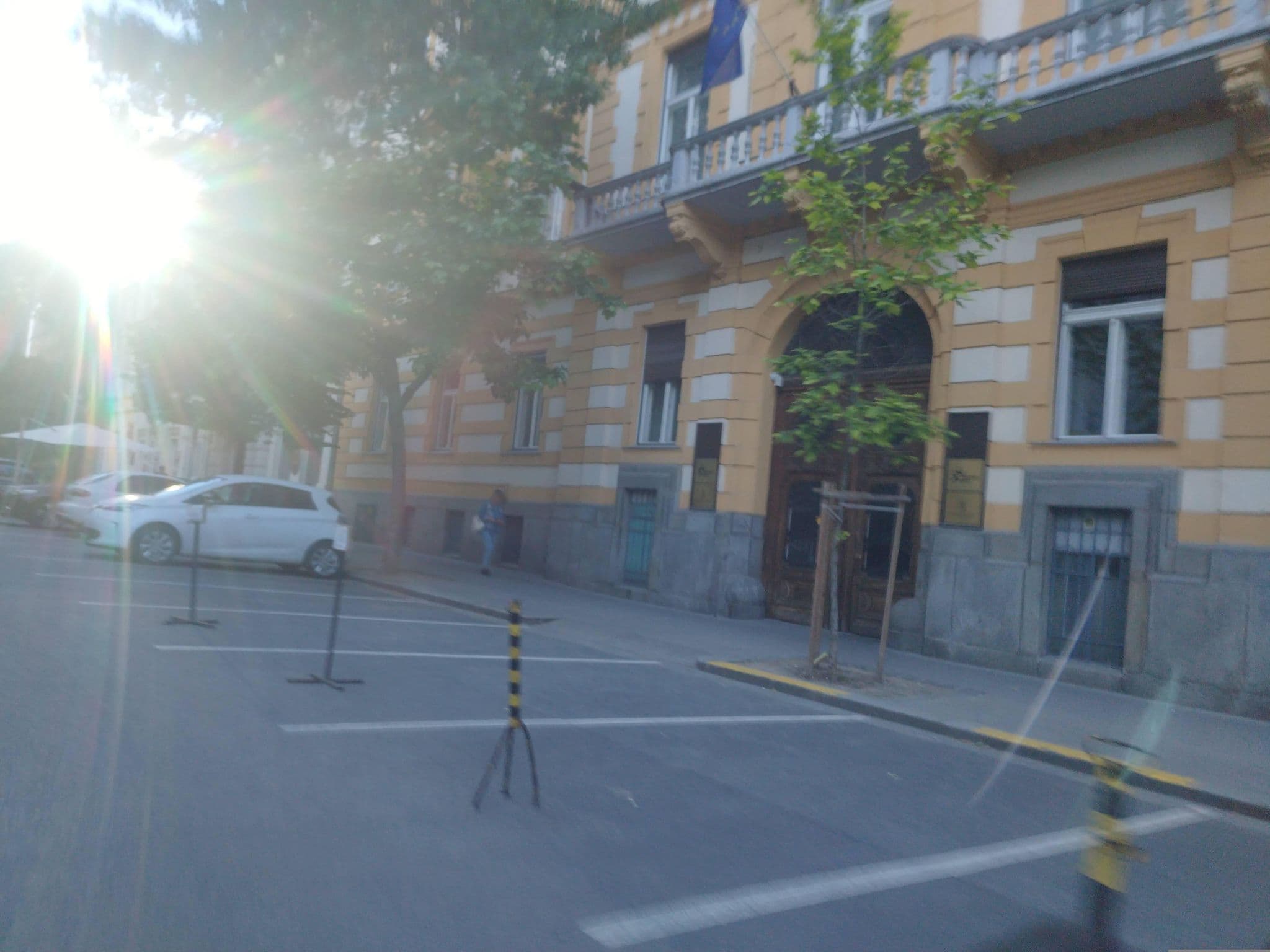 Street view near room 3504✔️, Lipótváros — © grozsa11 (CC BY-SA · Mapillary)