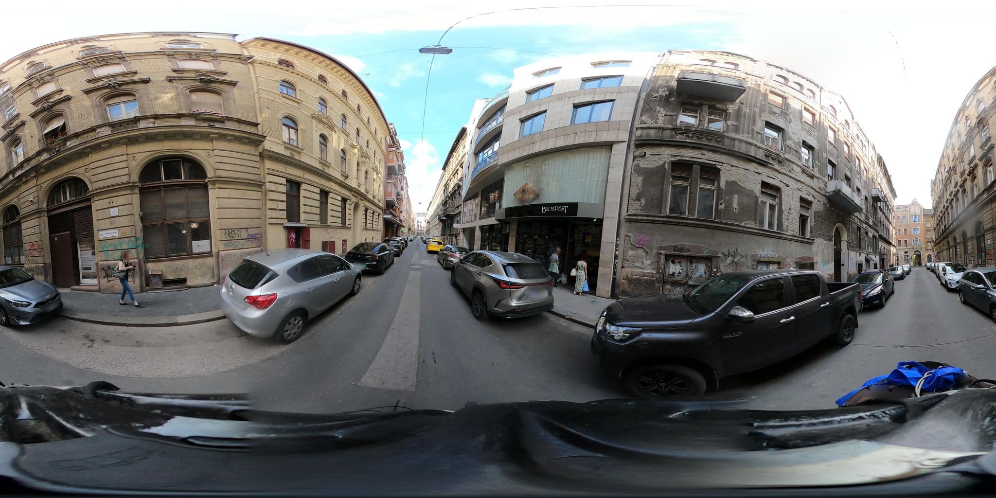 Street view near Luxury Apartment by Hi5 - Lovag Suites, Budapest VI. kerület — © grozsa11 (CC BY-SA · Mapillary)