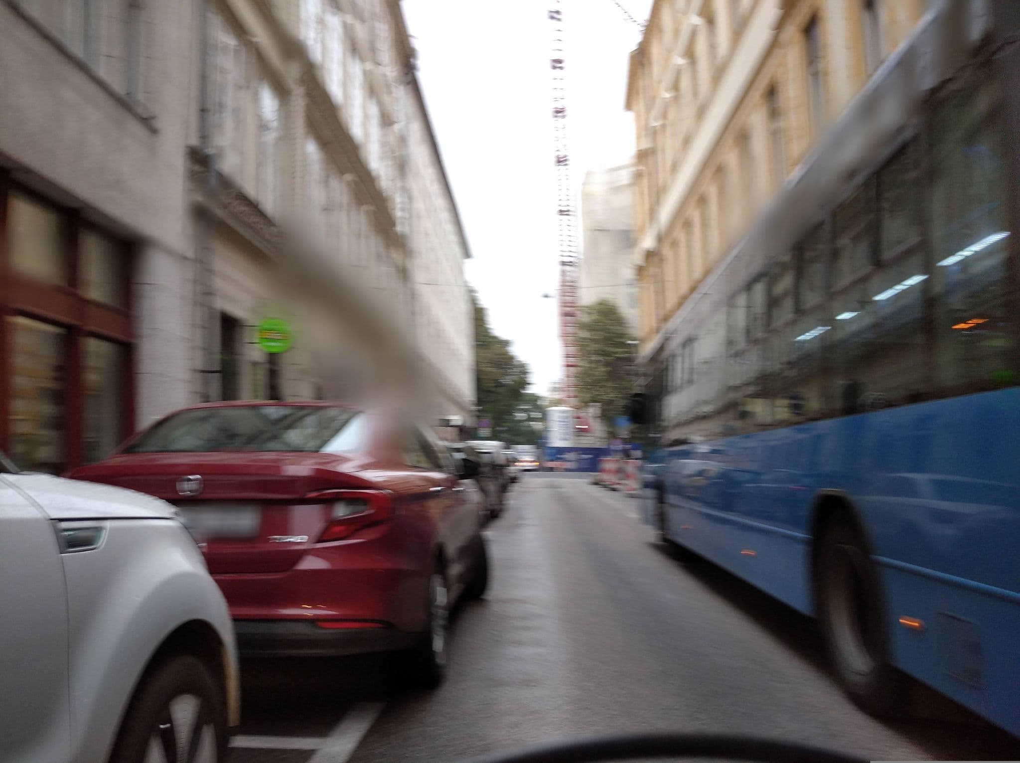Street view near Apartment Tinola, Lipótváros — © grozsa11 (CC BY-SA · Mapillary)