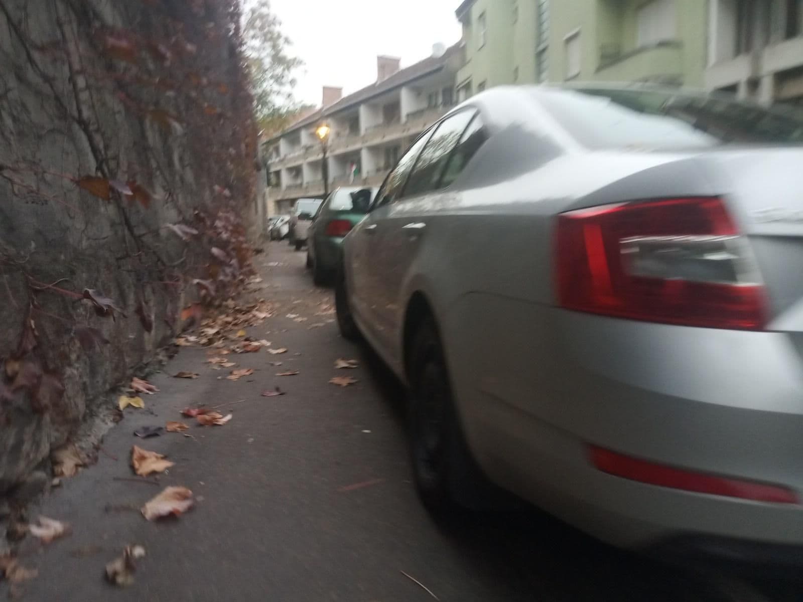 Street view near BudaGuest Apartment, Buda — © grozsa11 (CC BY-SA · Mapillary)