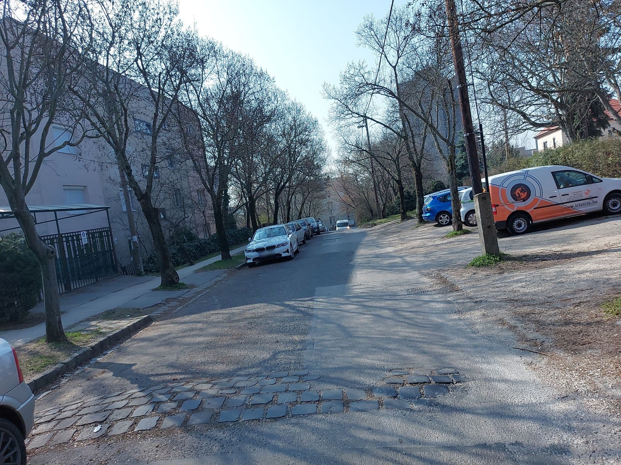 Street view near Classic Hotel Budapest, Budapest XI. kerület — © vasony (CC BY-SA · Mapillary)