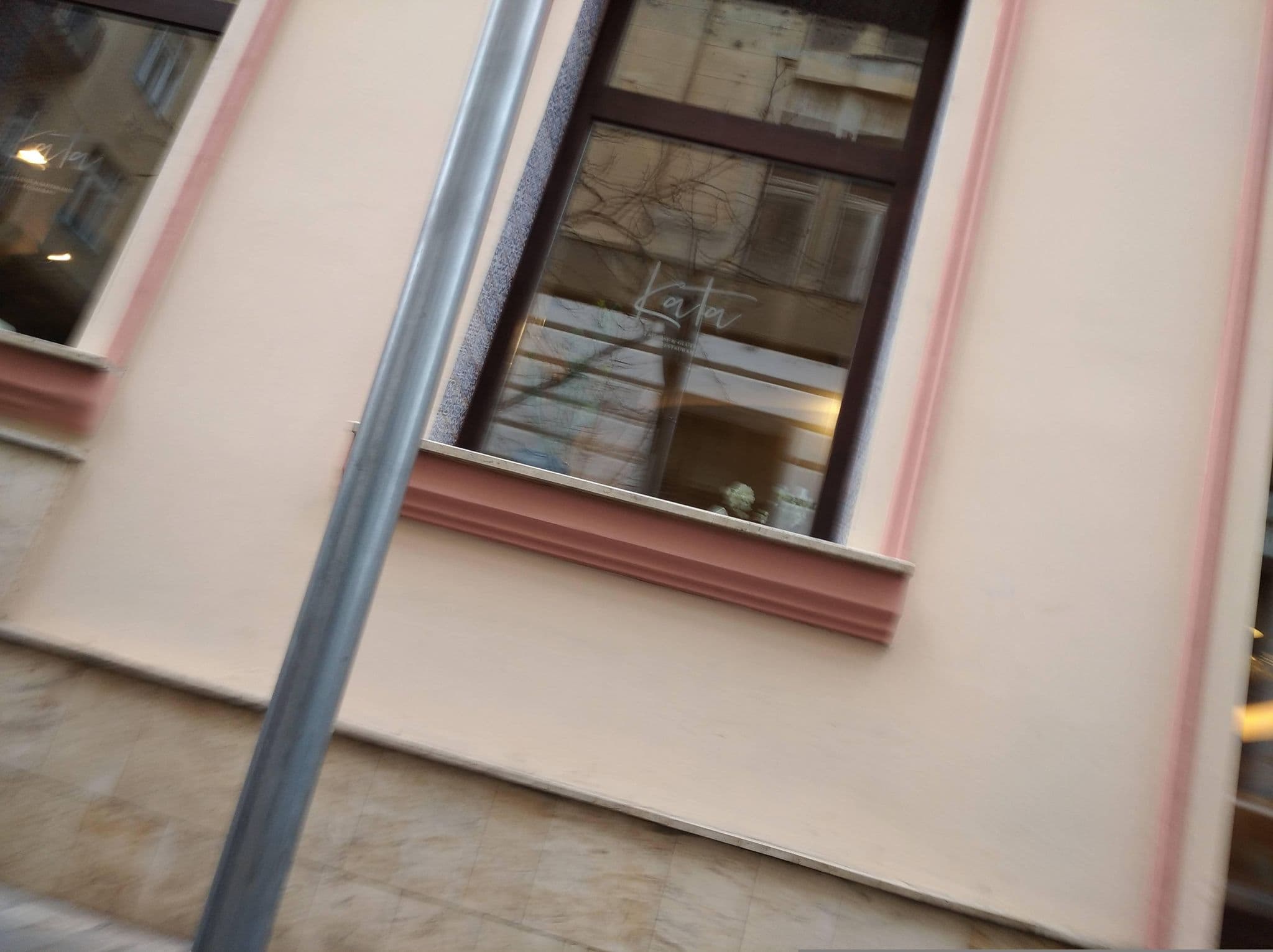 Street view near Zichy Central Apartments, Budapest VI. kerület — © grozsa11 (CC BY-SA · Mapillary)