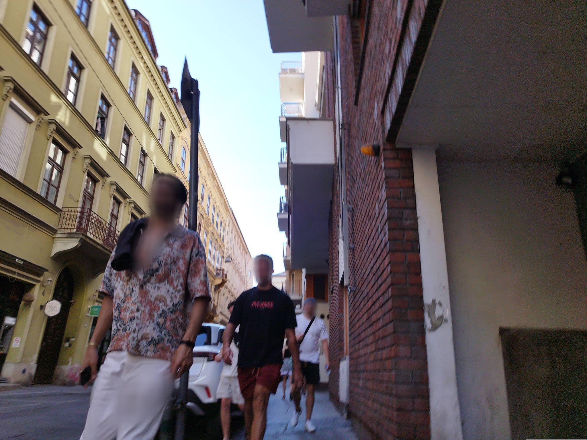 Street view near Zero Point Apartments, Budapest V. kerület — © grozsa11 (CC BY-SA · Mapillary)