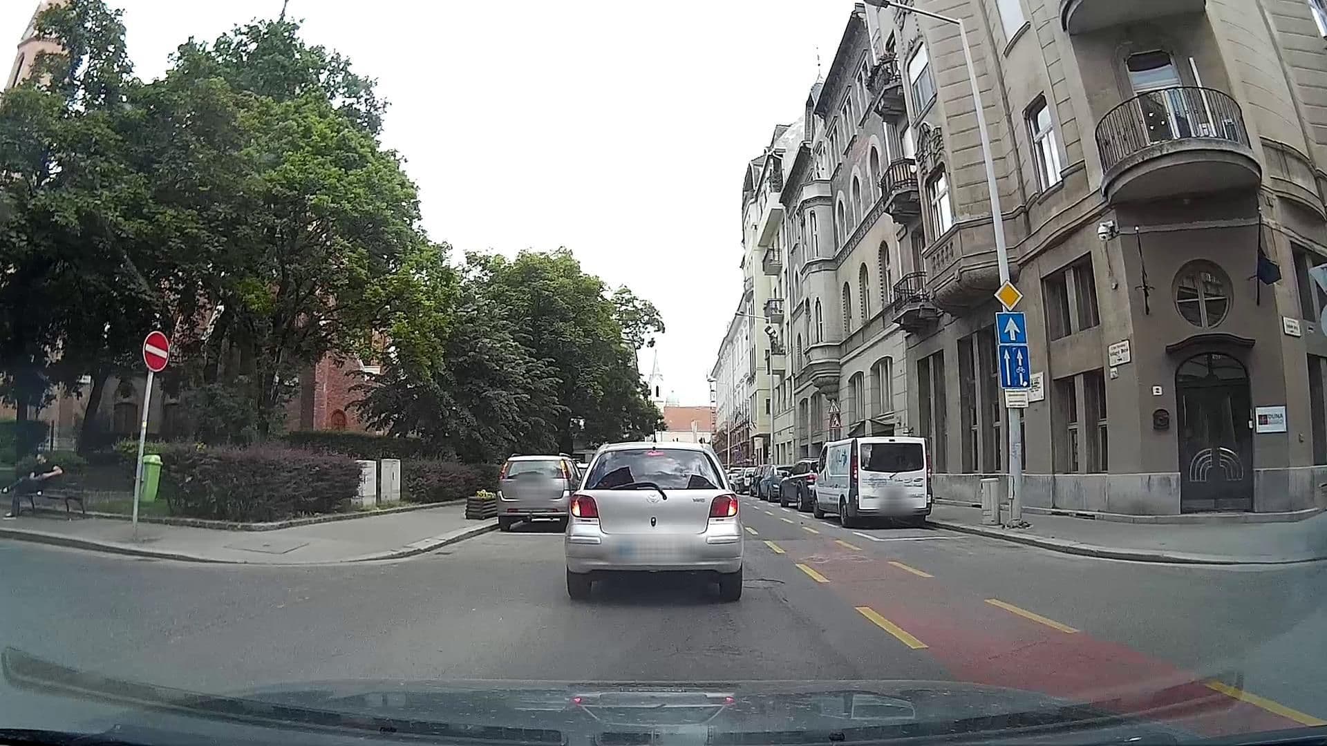 Street view near Vesno Apartments, Buda — © teamwork (CC BY-SA · Mapillary)