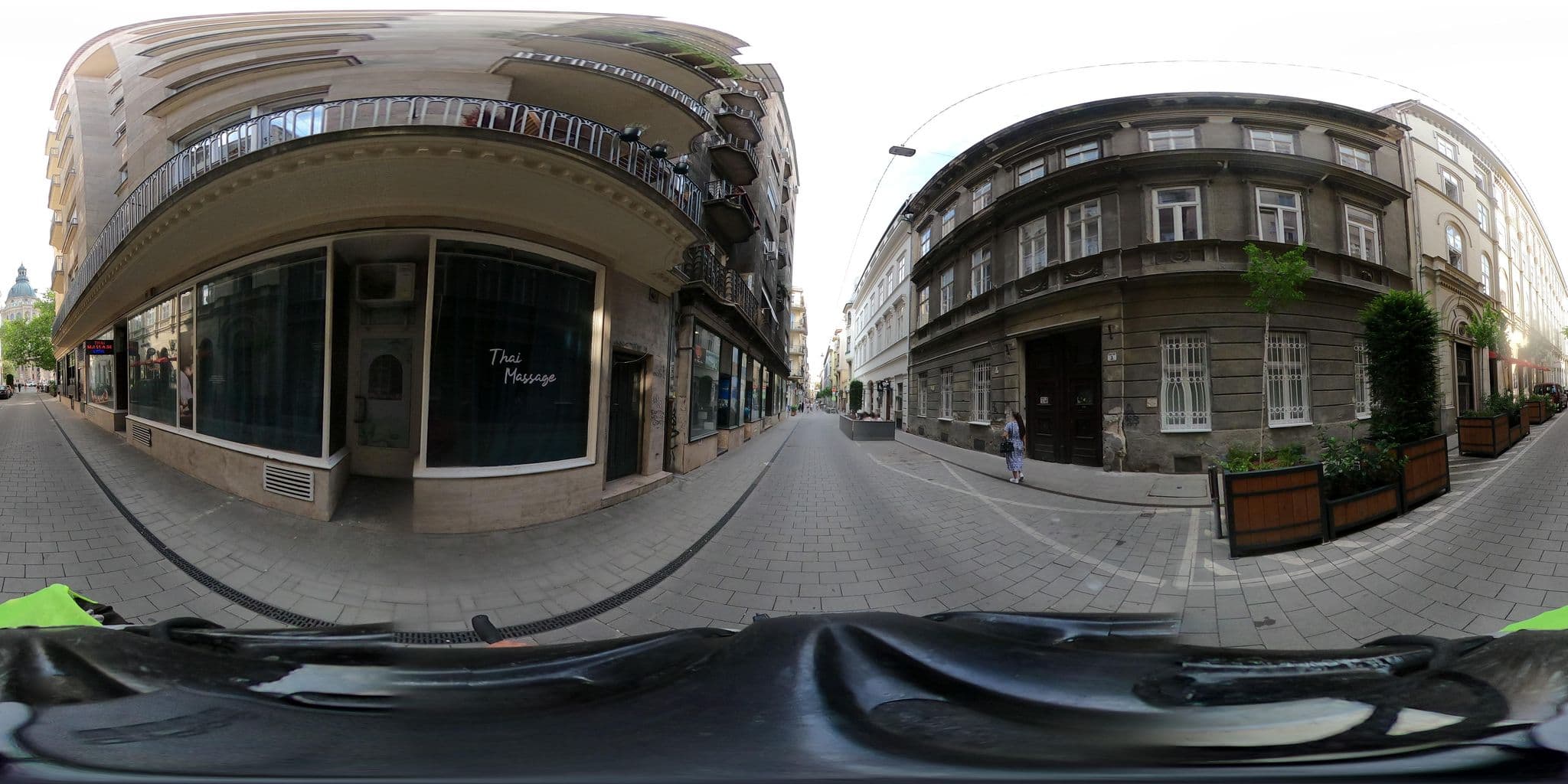 Street view near Aldebaran Apartments Budapest, Budapest V. kerület — © grozsa11 (CC BY-SA · Mapillary)
