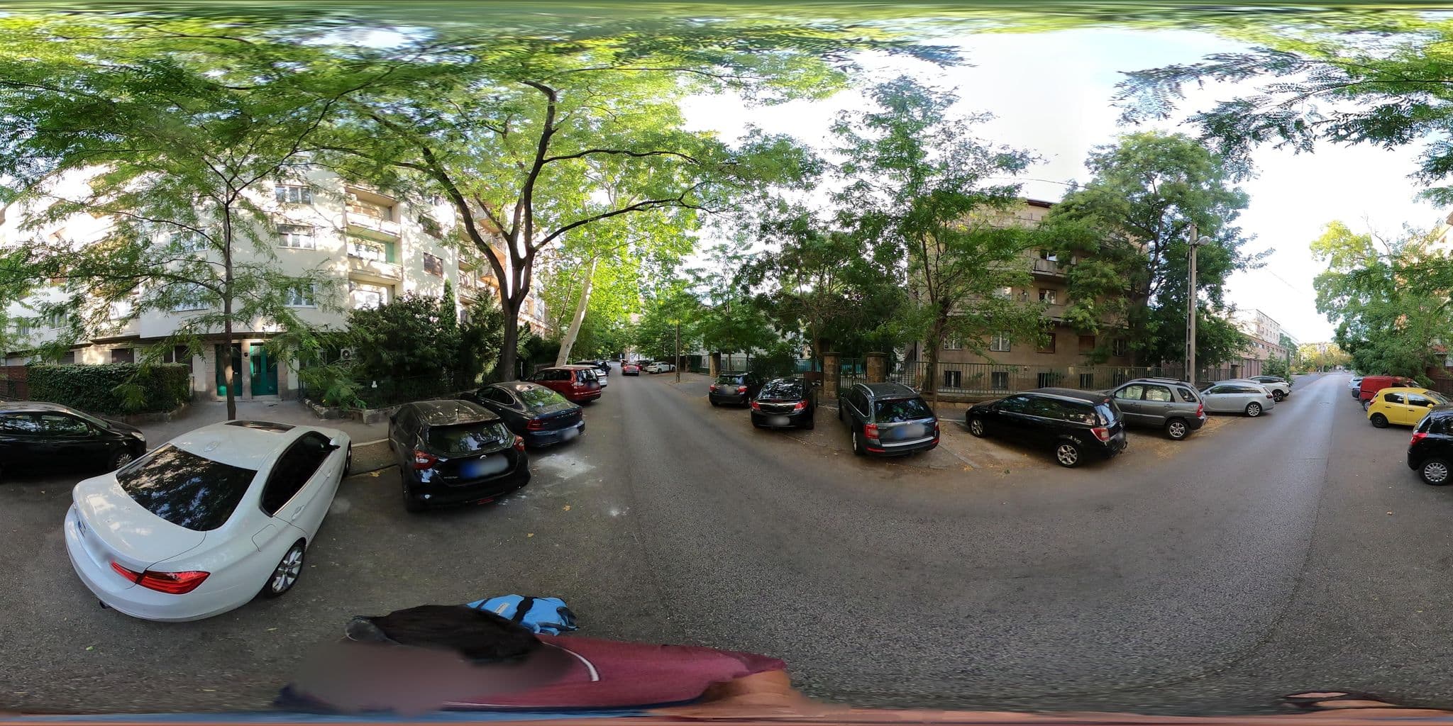 Street view near Honvéd szálló, Budapest XI. kerület — © grozsa11 (CC BY-SA · Mapillary)