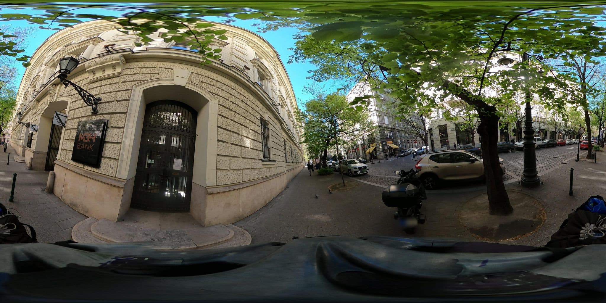 Street view near Maverik Hostel & Ensuites, Palotanegyed — © grozsa11 (CC BY-SA · Mapillary)