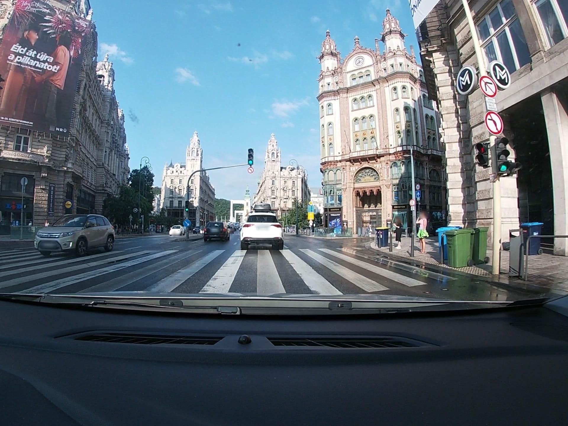 Street view near LEO Panzió, Palotanegyed — © vst (CC BY-SA · Mapillary)