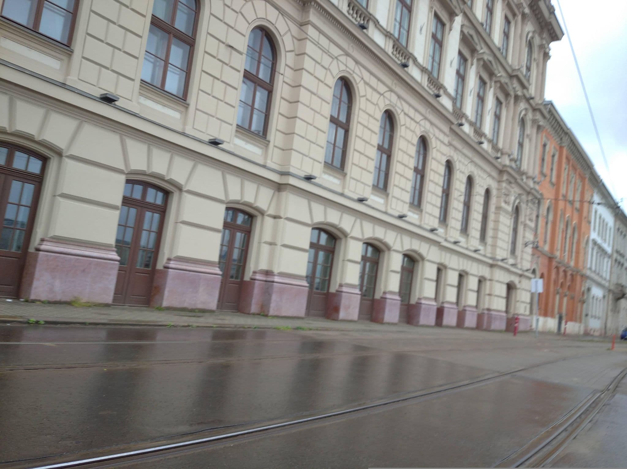 Street view near Hotel "Diana", Lipótváros — © grozsa11 (CC BY-SA · Mapillary)