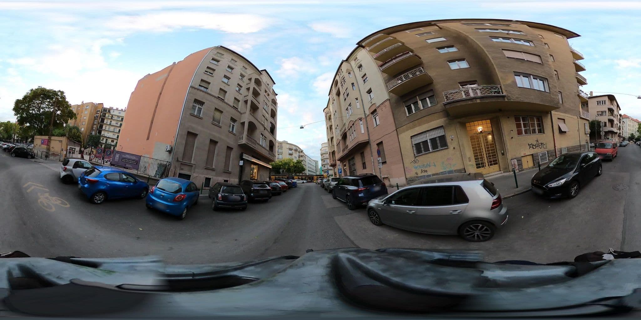 Street view near Buda Centrum Apartments, Országút — © grozsa11 (CC BY-SA · Mapillary)