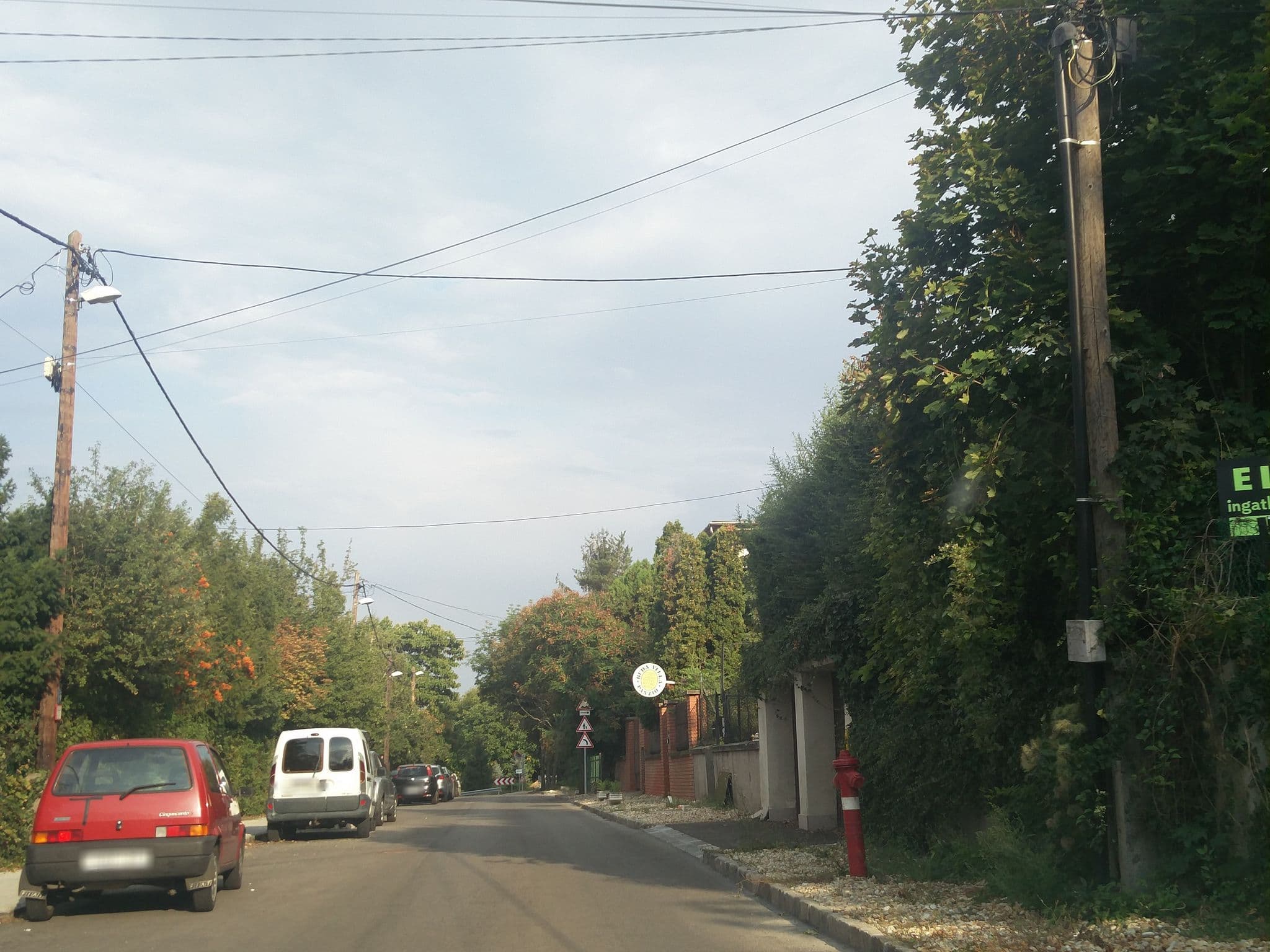 Street view near Green Garden Budapest City, Zugliget — © kami911 (CC BY-SA · Mapillary)
