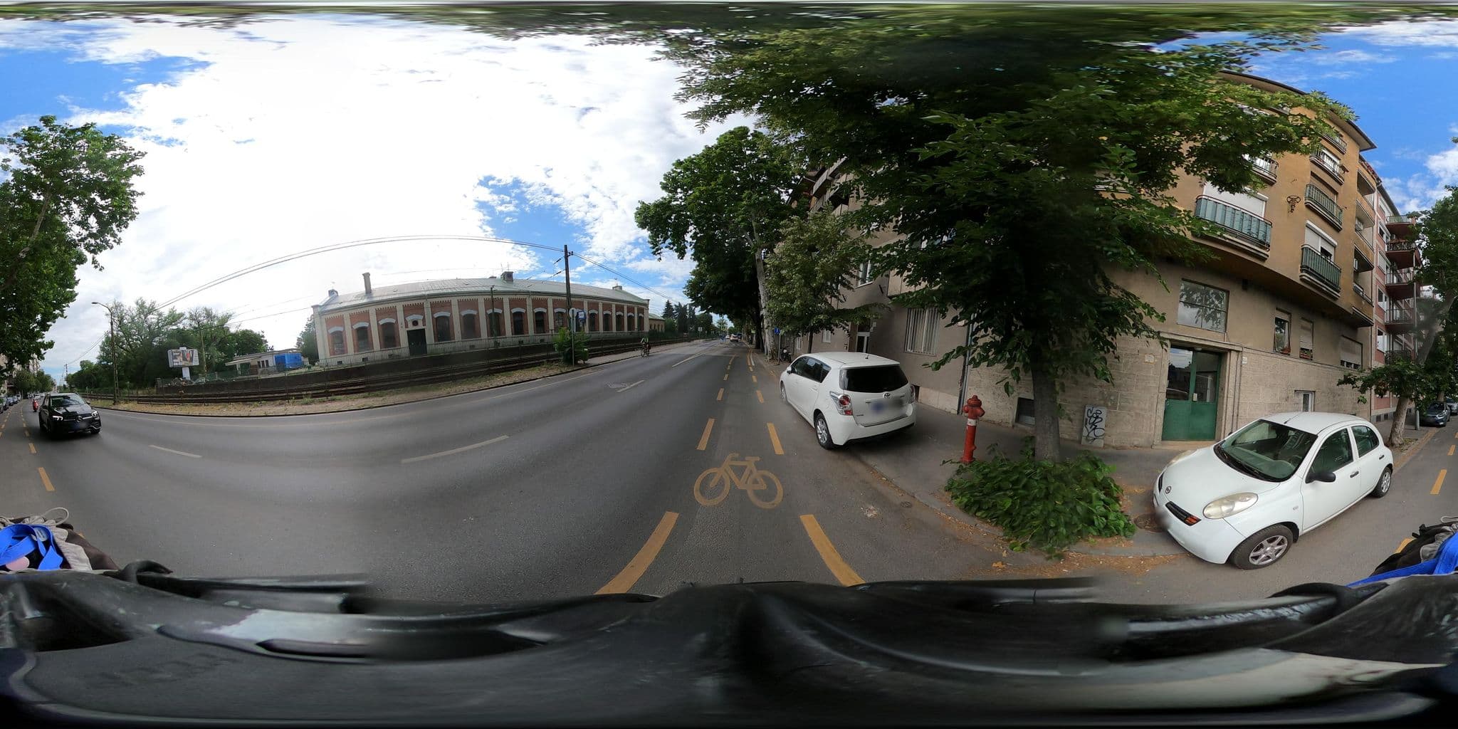 Street view near Óbuda-Újlak Apartman, Újlak — © grozsa11 (CC BY-SA · Mapillary)