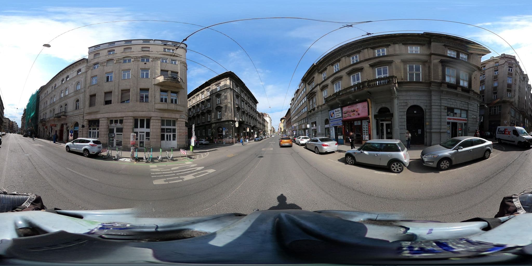 Street view near King House, Budapest VI. kerület — © grozsa11 (CC BY-SA · Mapillary)