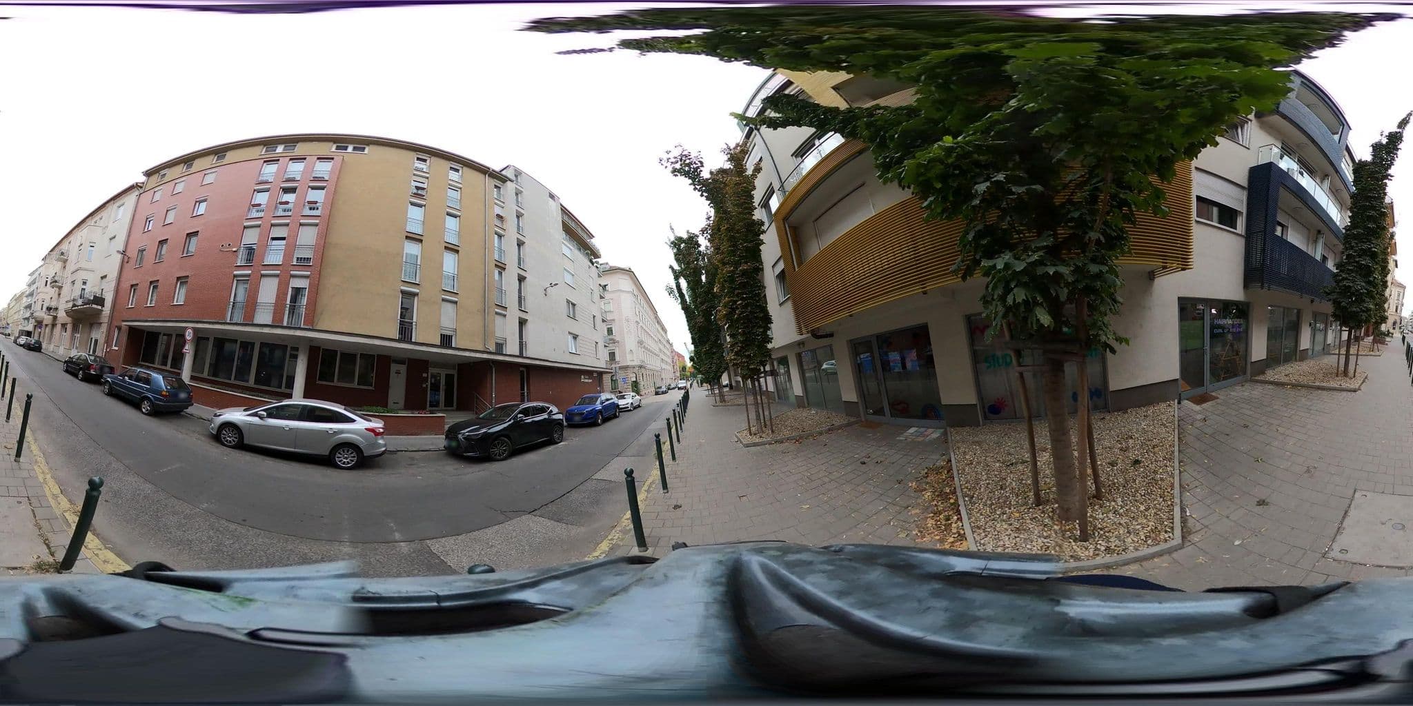 Street view near Viola Hostel, Losoncinegyed — © grozsa11 (CC BY-SA · Mapillary)