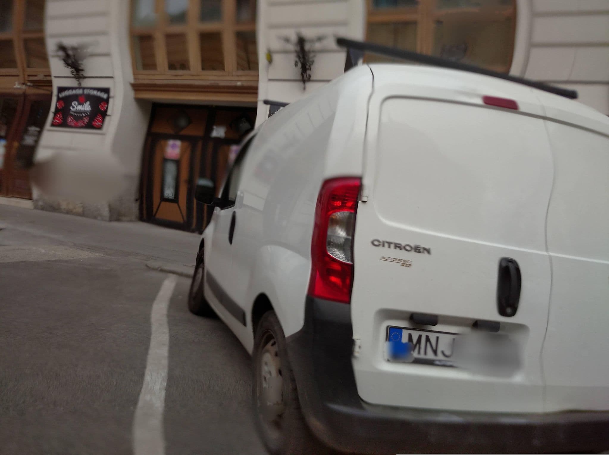 Street view near W2 Apartment, Palotanegyed — © grozsa11 (CC BY-SA · Mapillary)