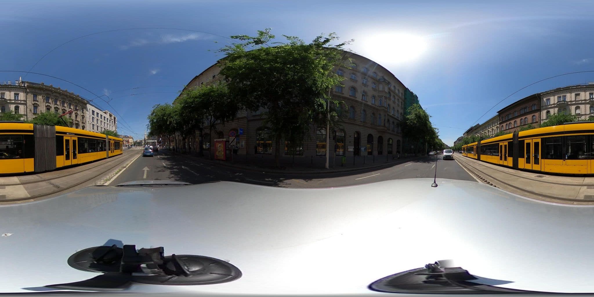 Street view near EST Grand Hotel Savoy Budapest, Csarnoknegyed — © vst (CC BY-SA · Mapillary)