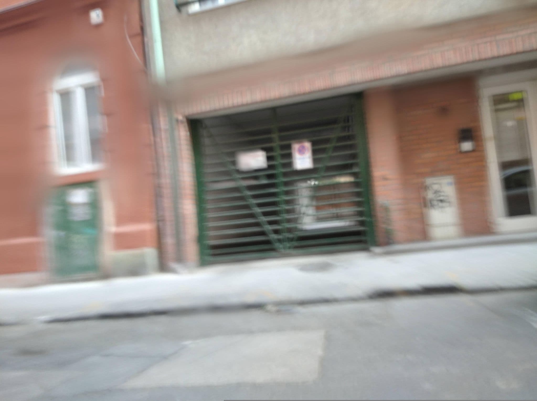 Street view near shimka's hotel bed, Józsefváros — © grozsa11 (CC BY-SA · Mapillary)