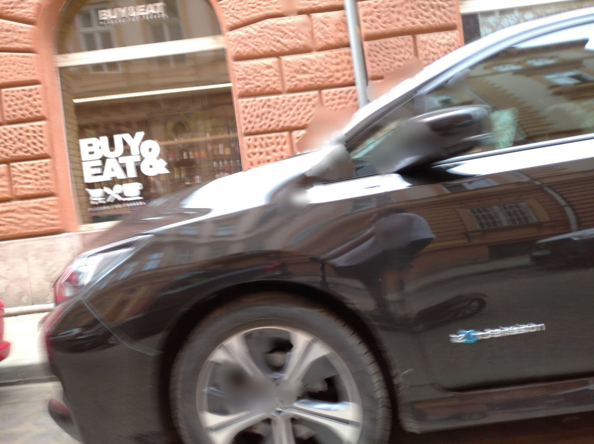 Street view near Budapest rooms, Palotanegyed — © grozsa11 (CC BY-SA · Mapillary)