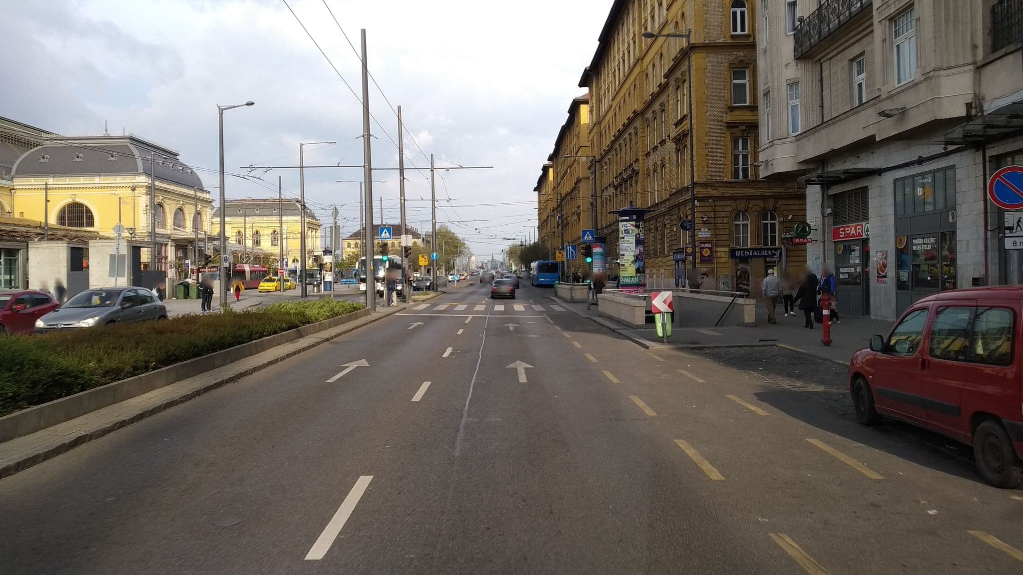 Street view near Baross City Hotel MMG, Pest — © teamwork (CC BY-SA · Mapillary)