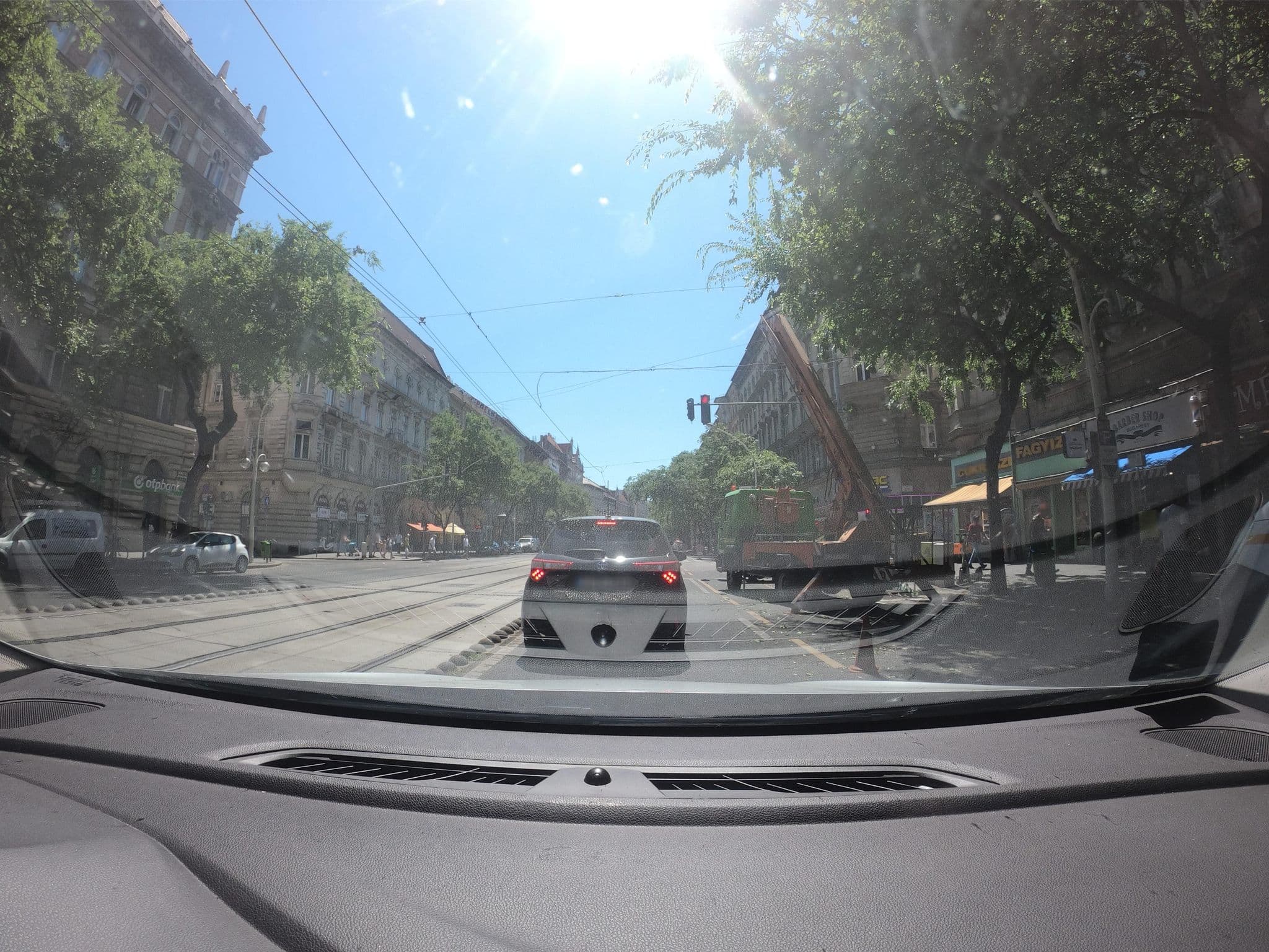 Street view near Williams Guest House, Budapest VI. kerület — © vst (CC BY-SA · Mapillary)