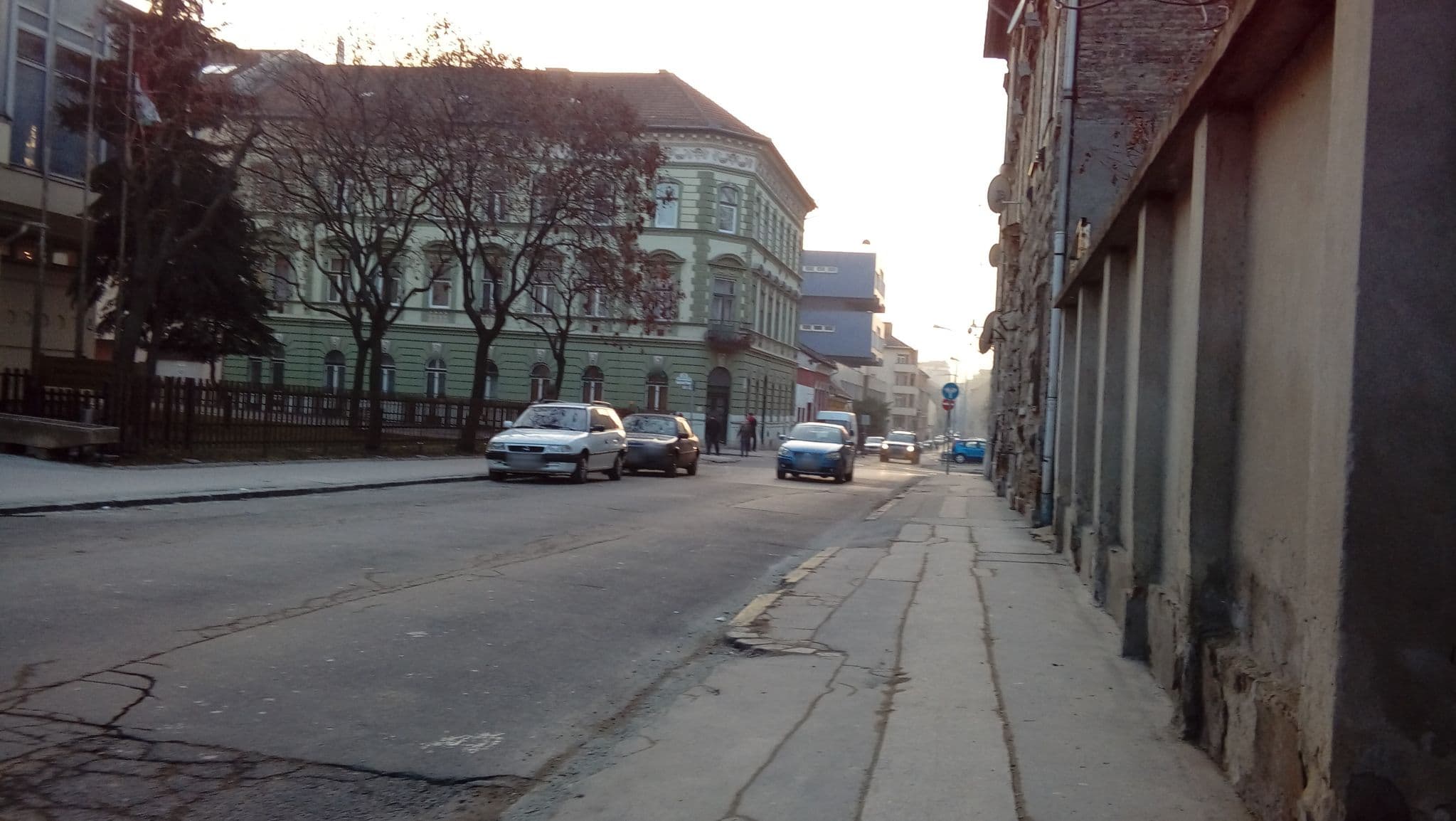 Street view near City Hostel 35 Budapest, Losoncinegyed — © andras (CC BY-SA · Mapillary)
