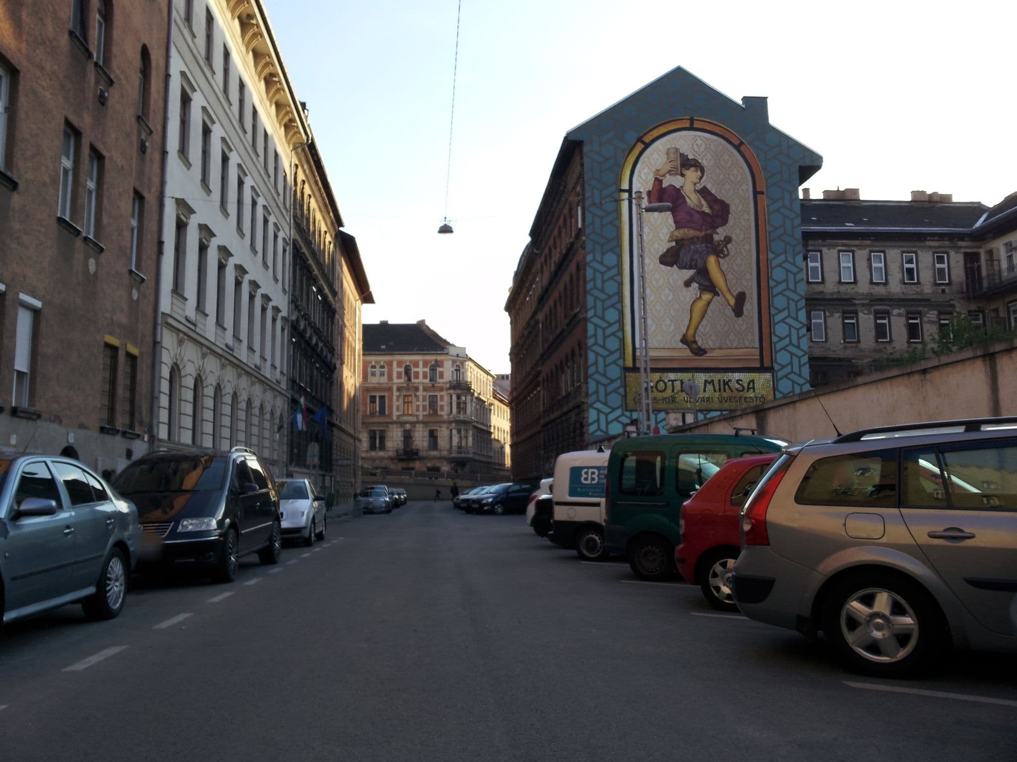 Street view near Hotel Caramell, Pest — © kolesajr (CC BY-SA · Mapillary)