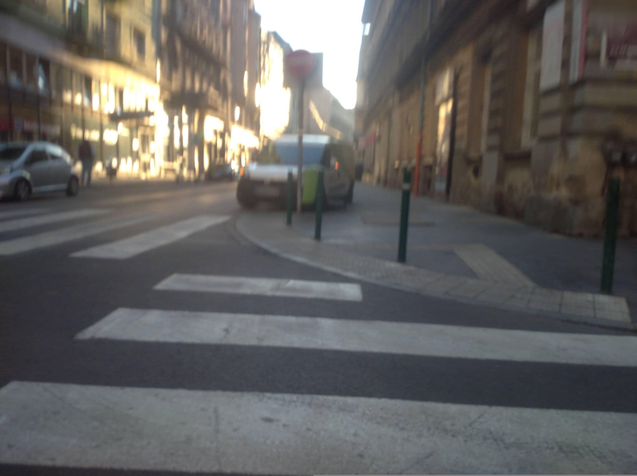 Street view near Rochelle's Suite, Csarnoknegyed — © grozsa11 (CC BY-SA · Mapillary)
