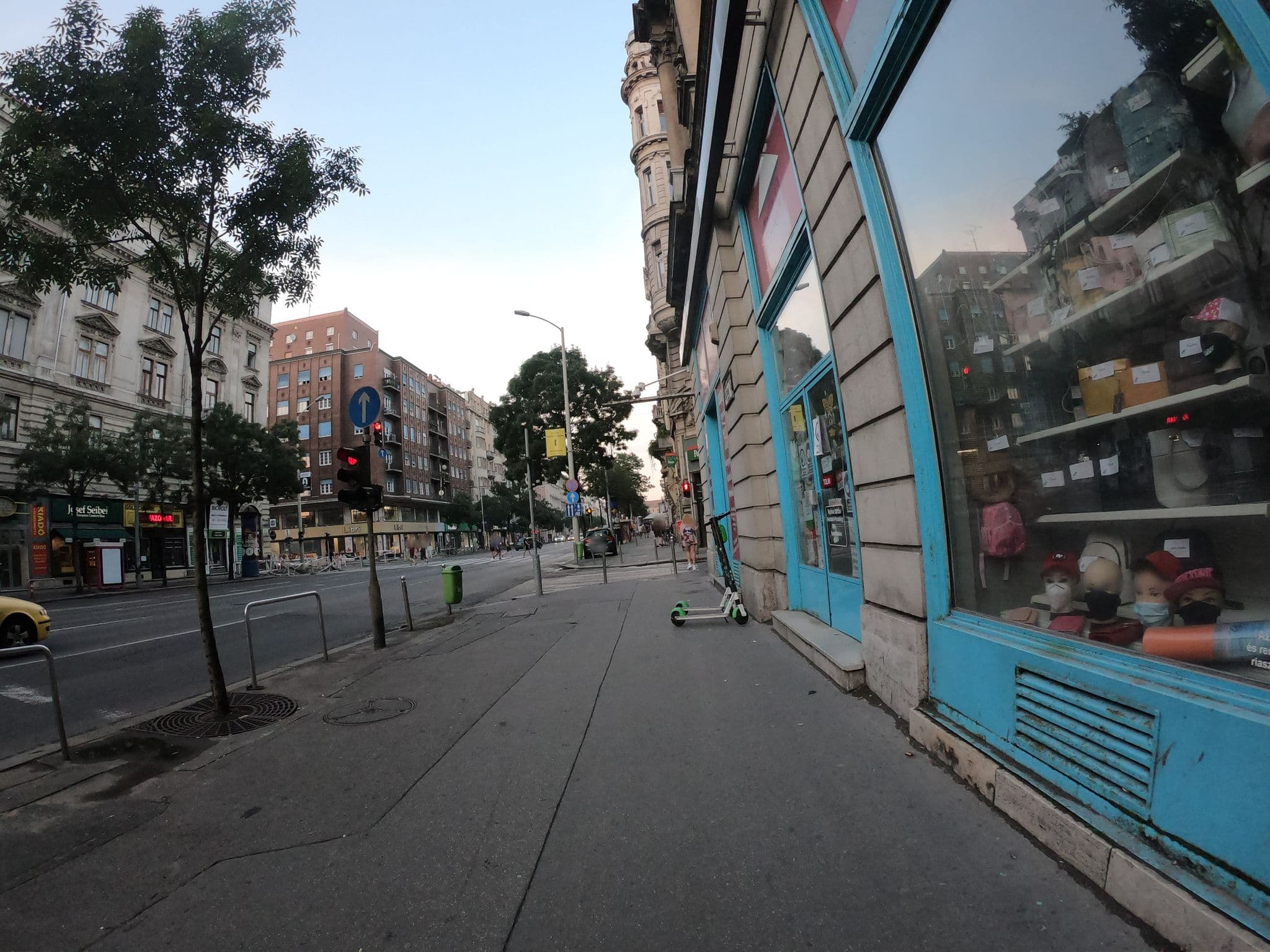 Street view near Budapest Holidays Residence, Palotanegyed — © richlv (CC BY-SA · Mapillary)