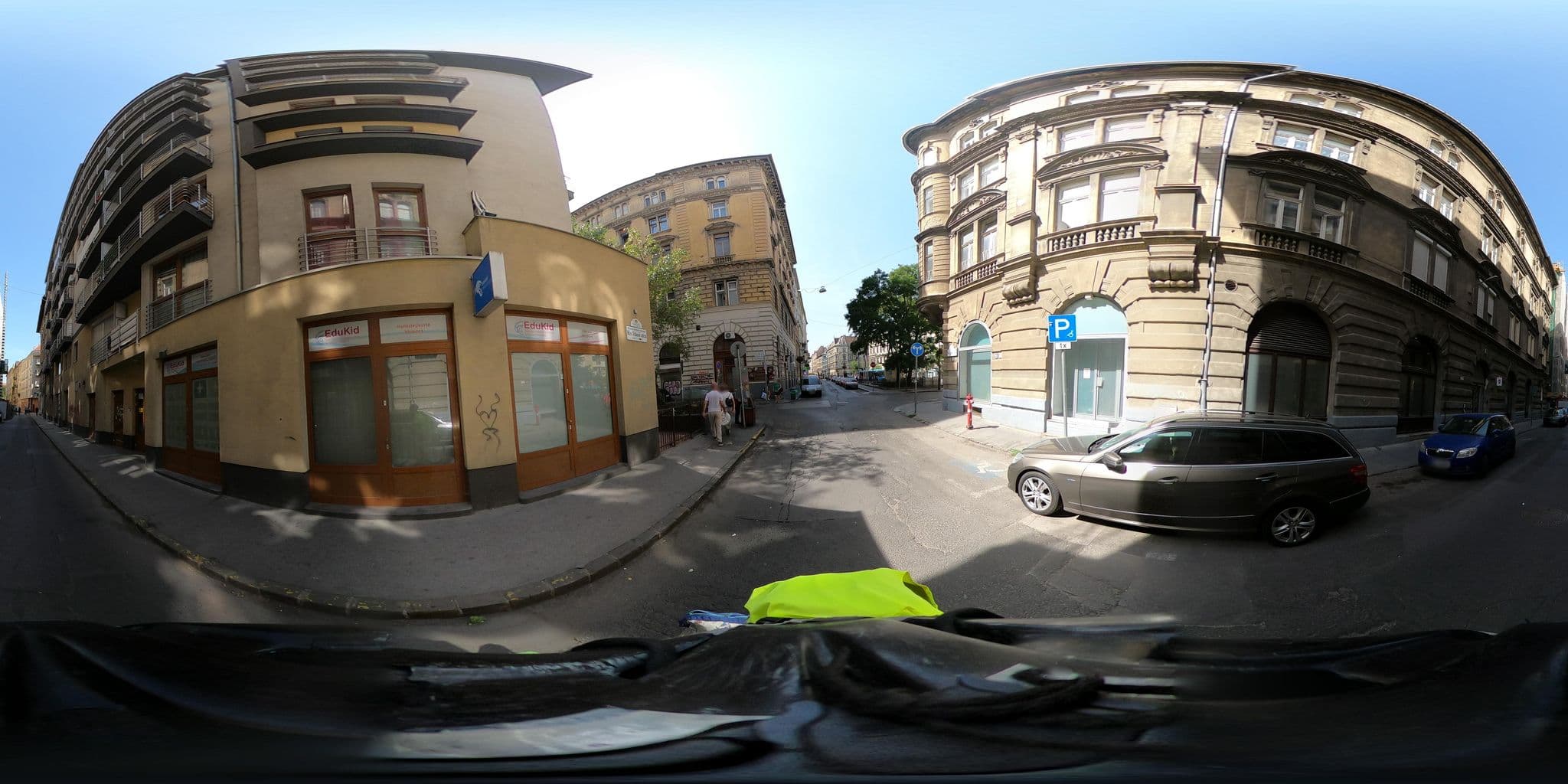 Street view near Cosy Home Budapest, Józsefváros — © grozsa11 (CC BY-SA · Mapillary)