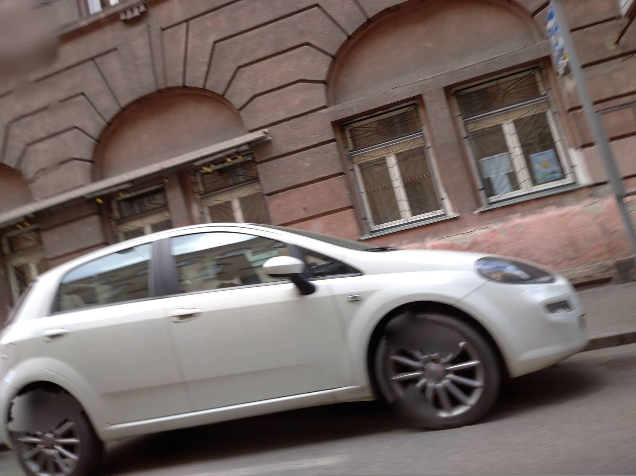 Street view near A32 Apartments Budapest, Budapest VI. kerület — © grozsa11 (CC BY-SA · Mapillary)