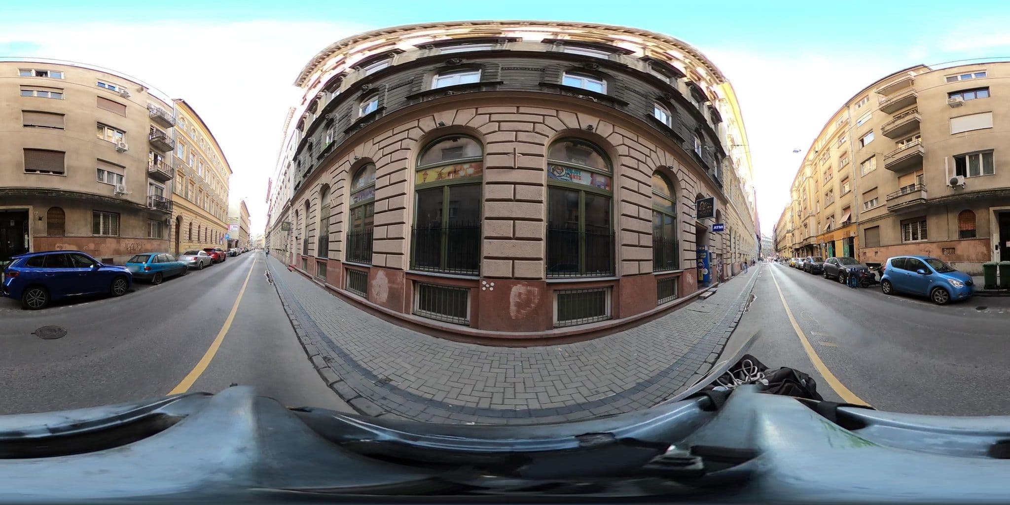 Street view near Arriva Balcony Studio, Palotanegyed — © grozsa11 (CC BY-SA · Mapillary)