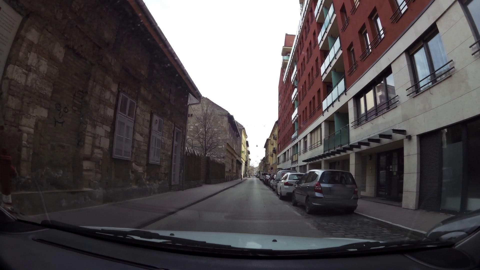 Street view near EPAM corporate apartment, Losoncinegyed — © andreas2 (CC BY-SA · Mapillary)