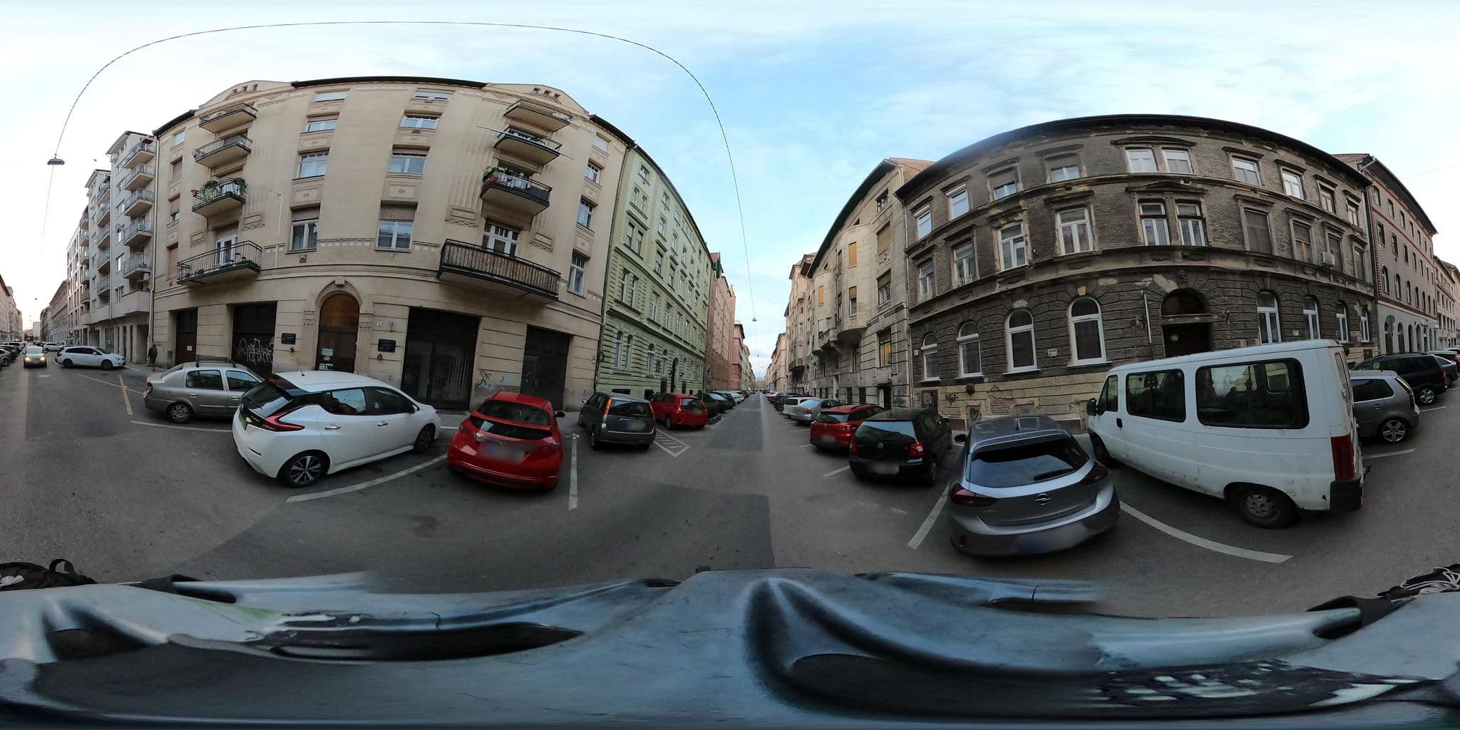 Street view near Royal Residence, Pest — © grozsa11 (CC BY-SA · Mapillary)