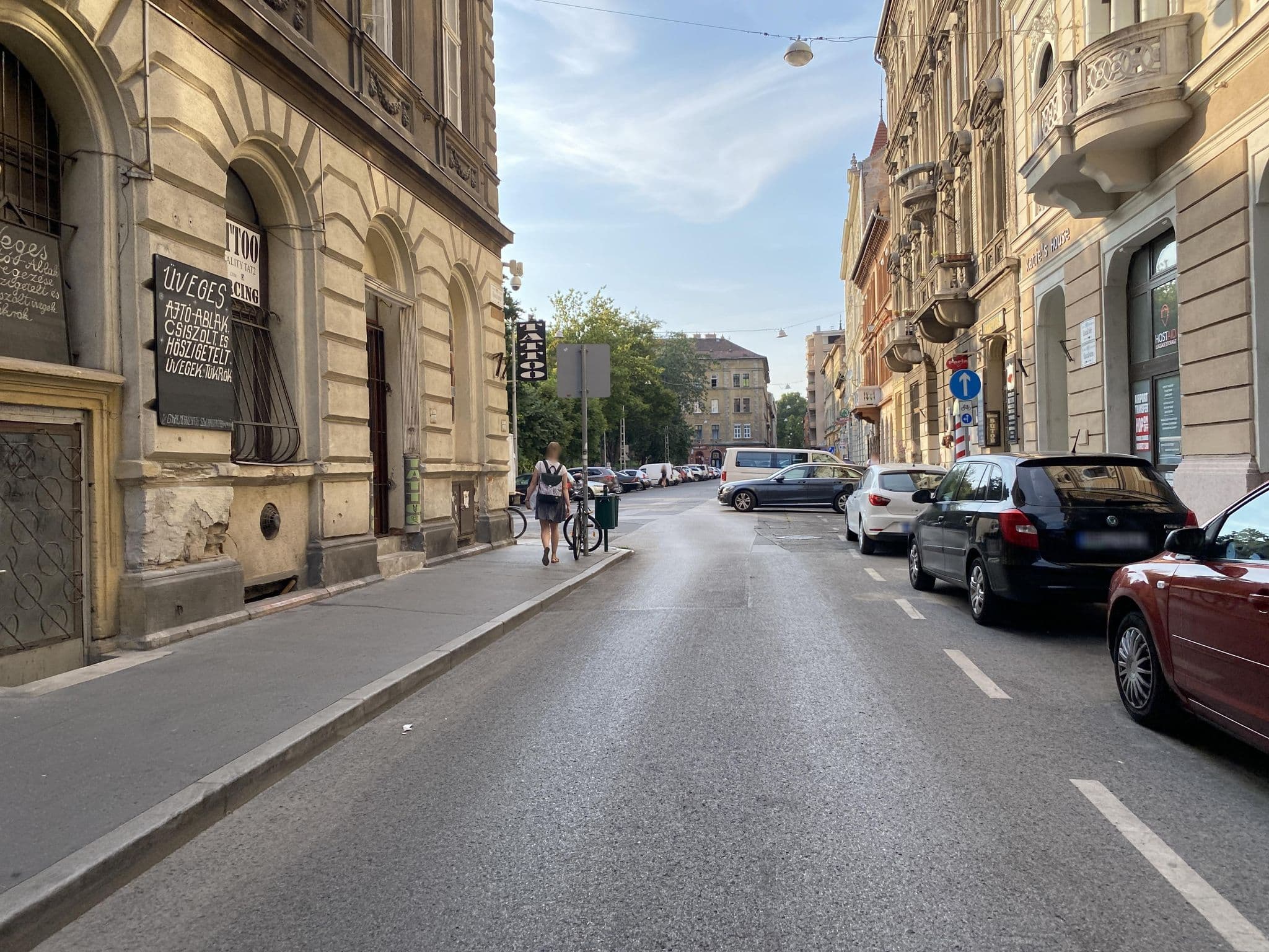 Street view near Klauzál Apartman, Budapest VI. kerület — © bicyclize (CC BY-SA · Mapillary)