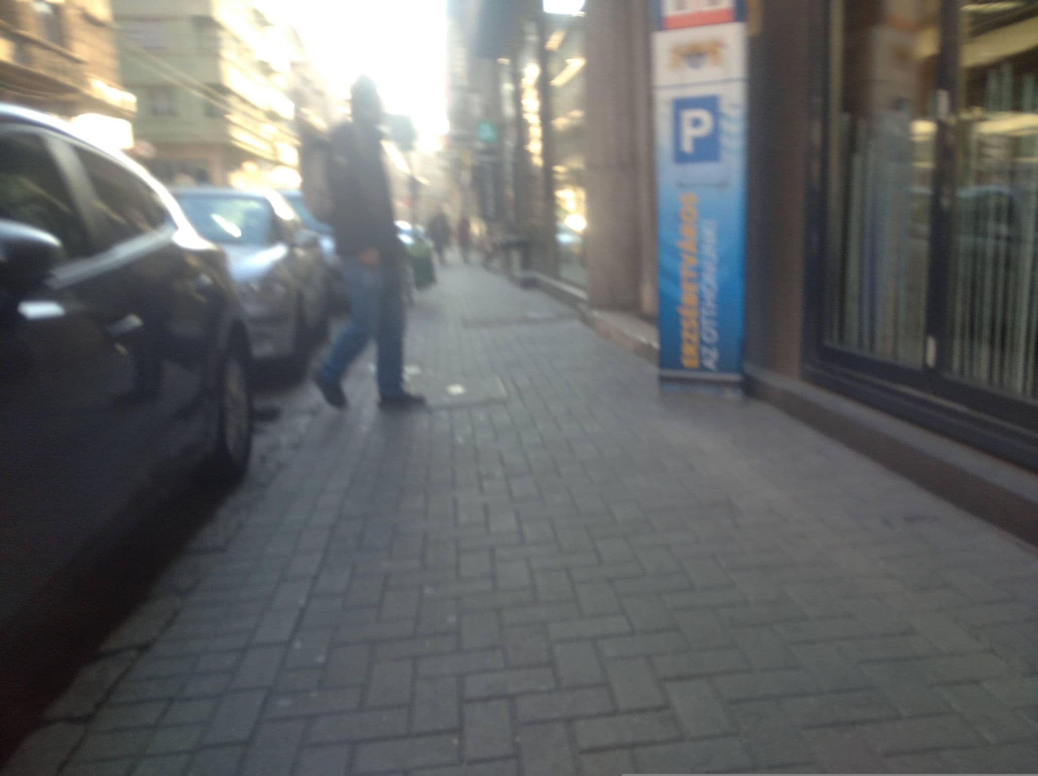 Street view near Cat & co, Erzsébetváros — © grozsa11 (CC BY-SA · Mapillary)