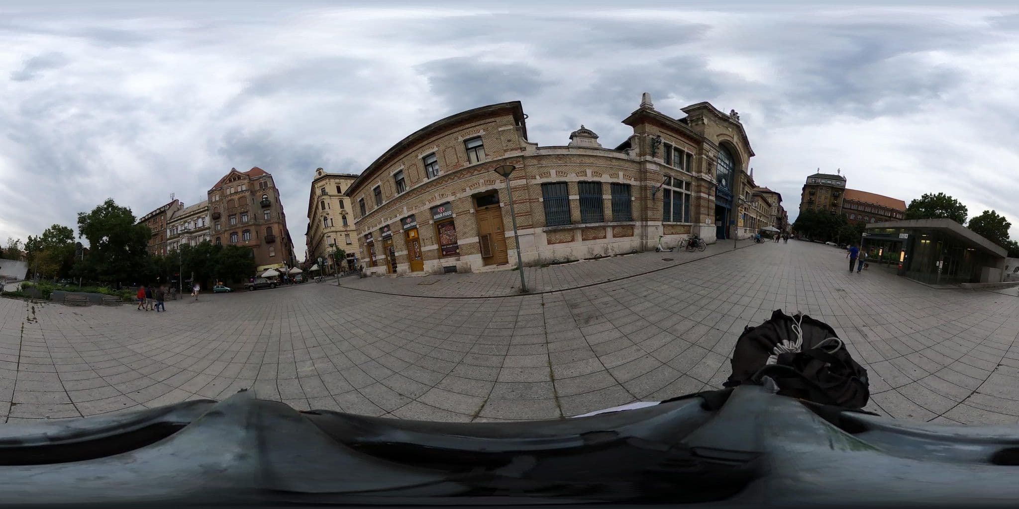 Street view near Spicy Hostel, Csarnoknegyed — © grozsa11 (CC BY-SA · Mapillary)